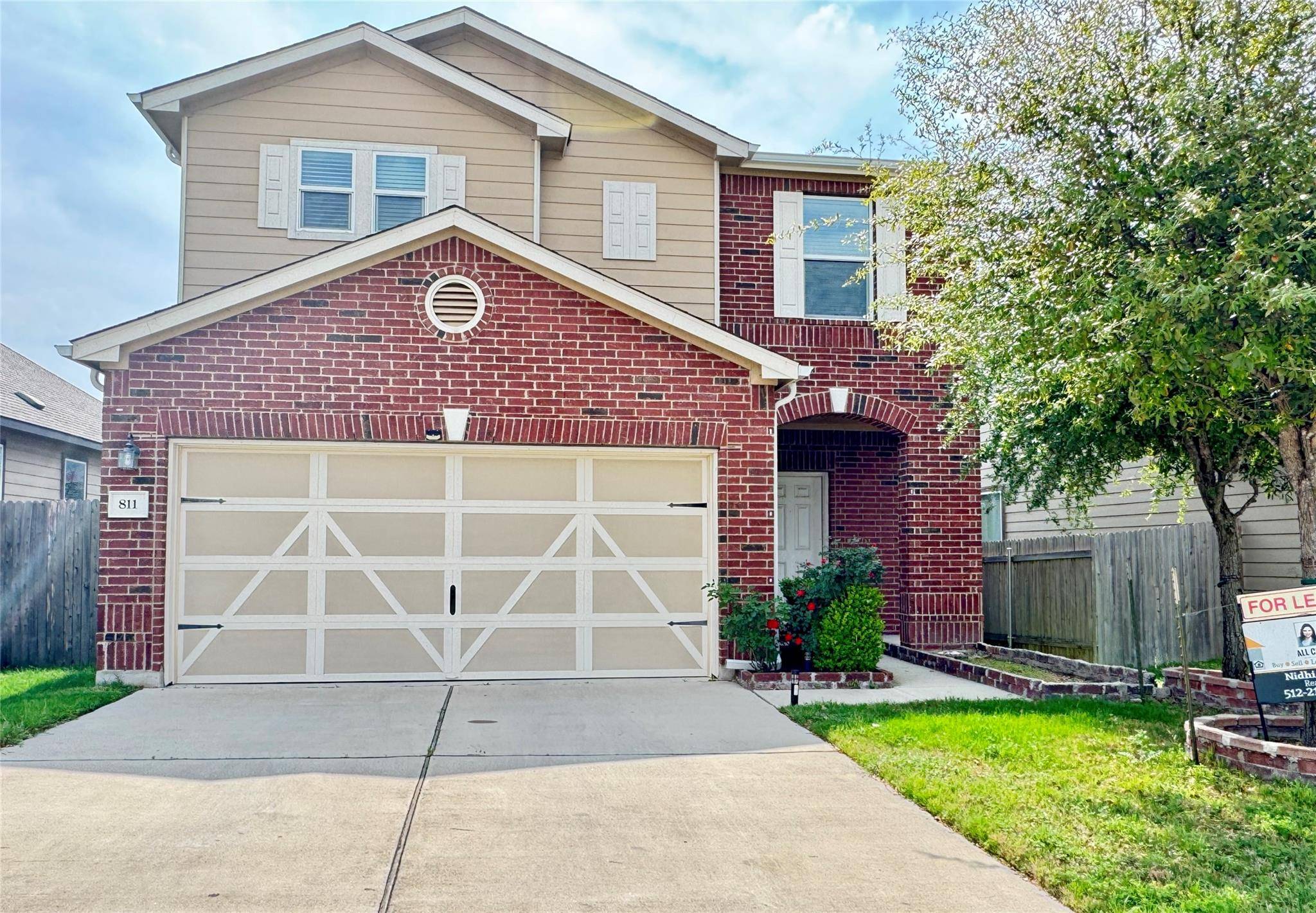 Pflugerville, TX 78660,811 Solitude DR