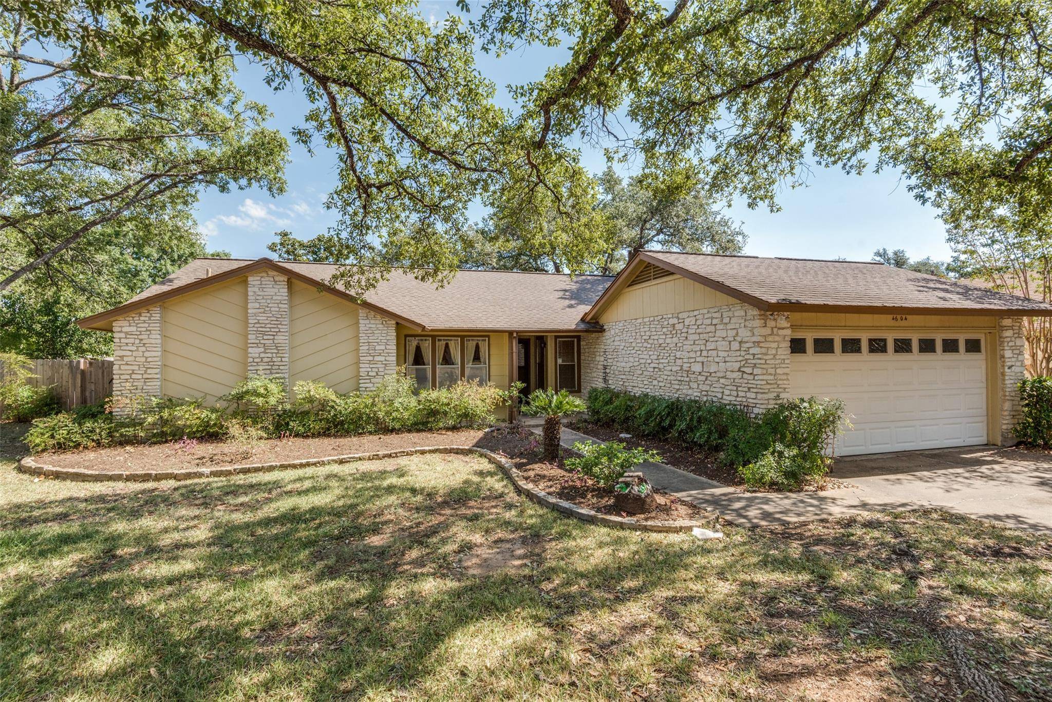 Austin, TX 78749,4604 Langtry LN