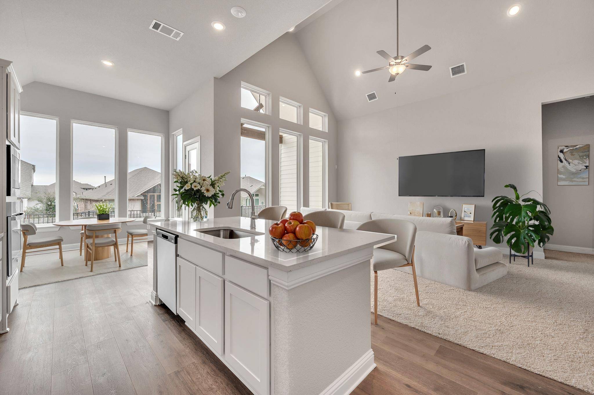 Georgetown, TX 78628,325 Crescent Heights DR