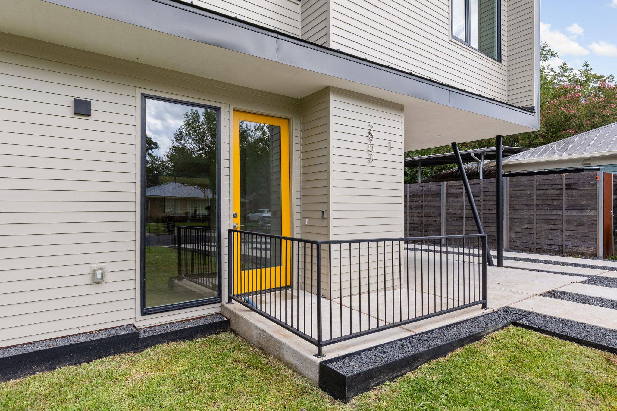 Austin, TX 78722,2903 Breeze #1