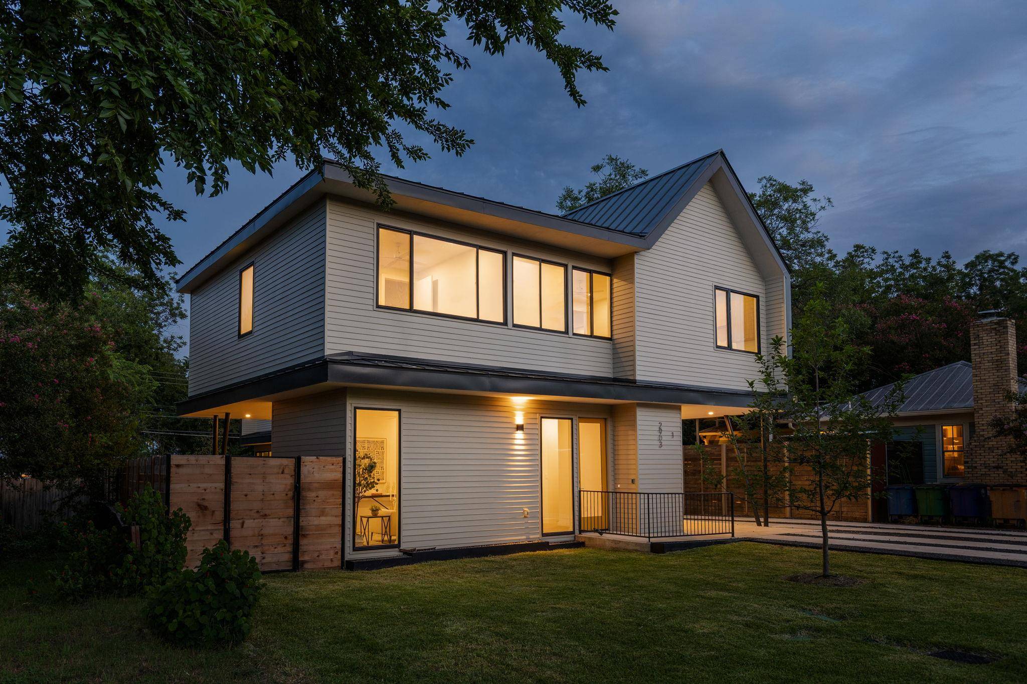 Austin, TX 78722,2903 Breeze #1