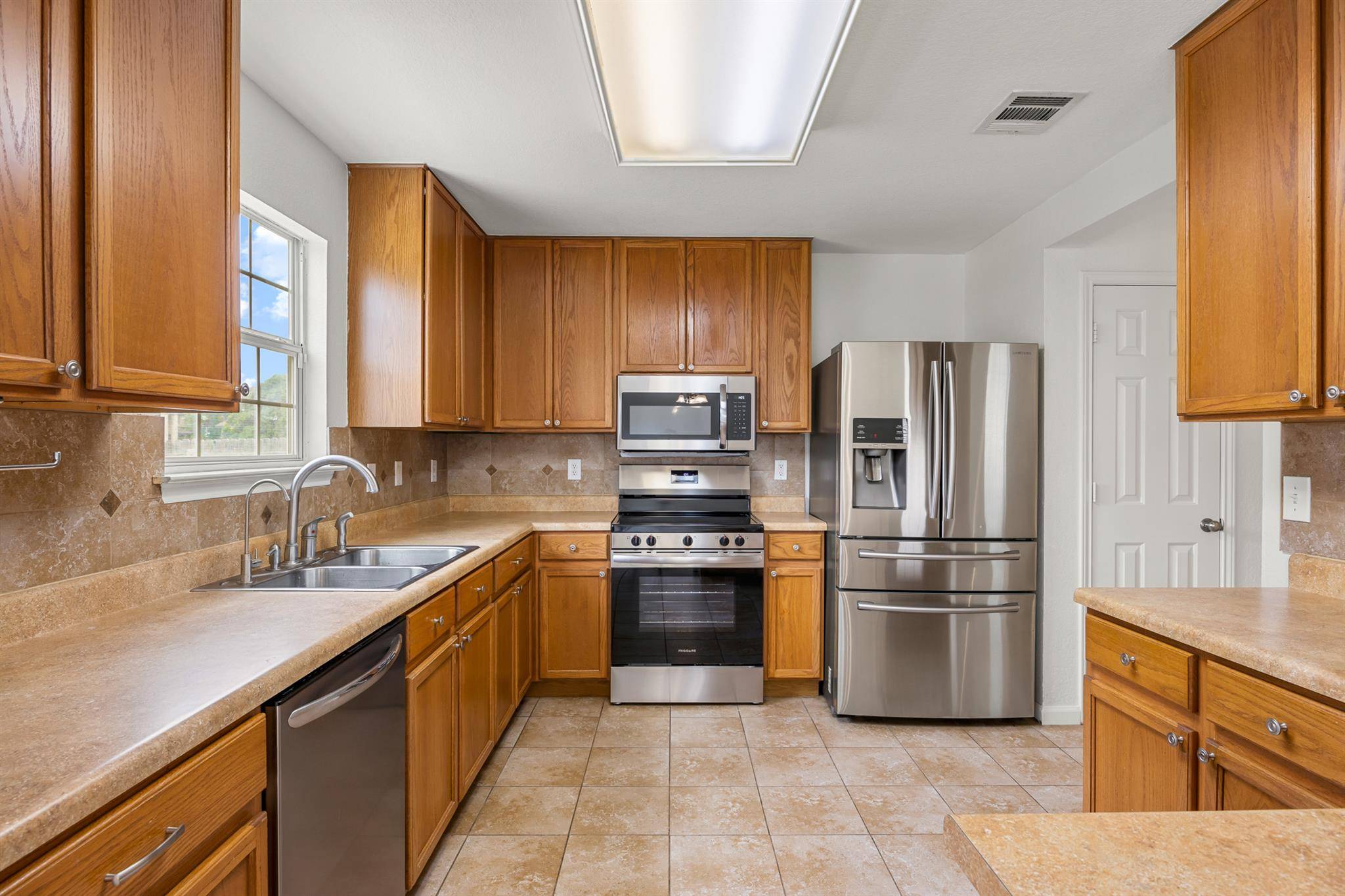 Kyle, TX 78640,751 Abundance LN