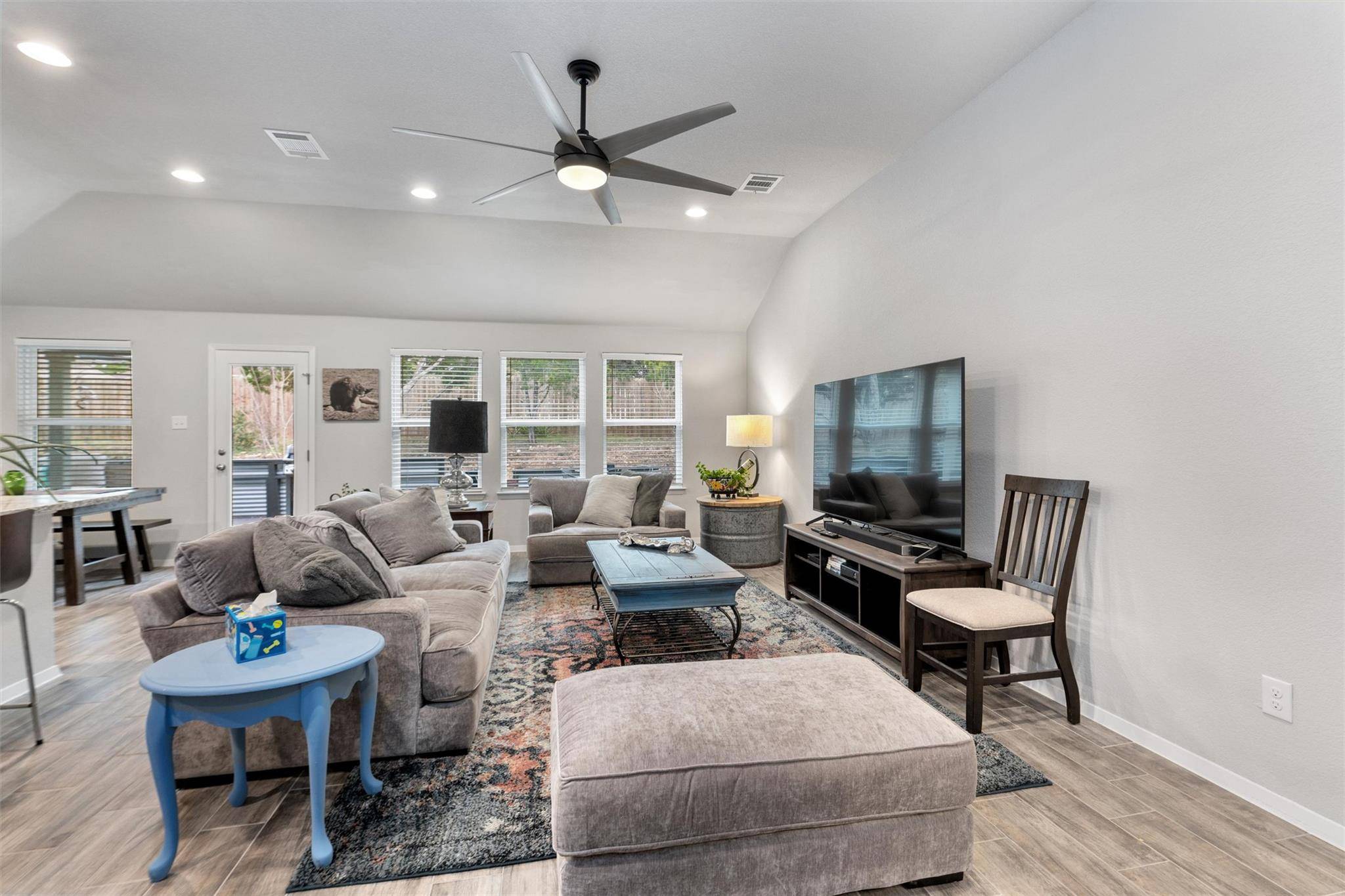 Lago Vista, TX 78645,20602 Falcon