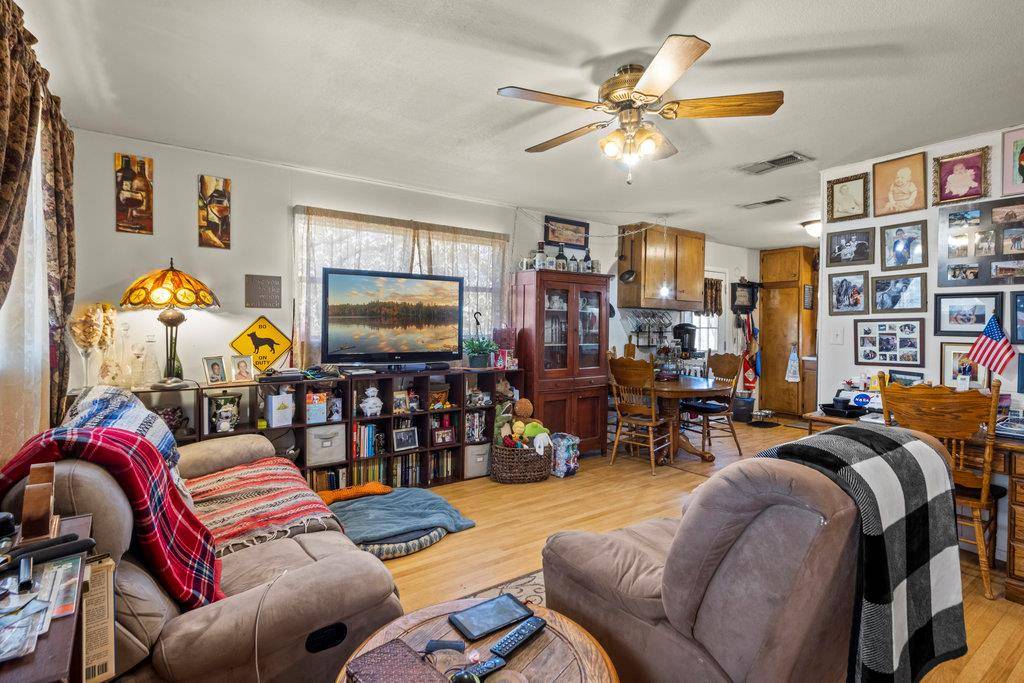 Cottonwood Shores, TX 78657,815 Cypress LN