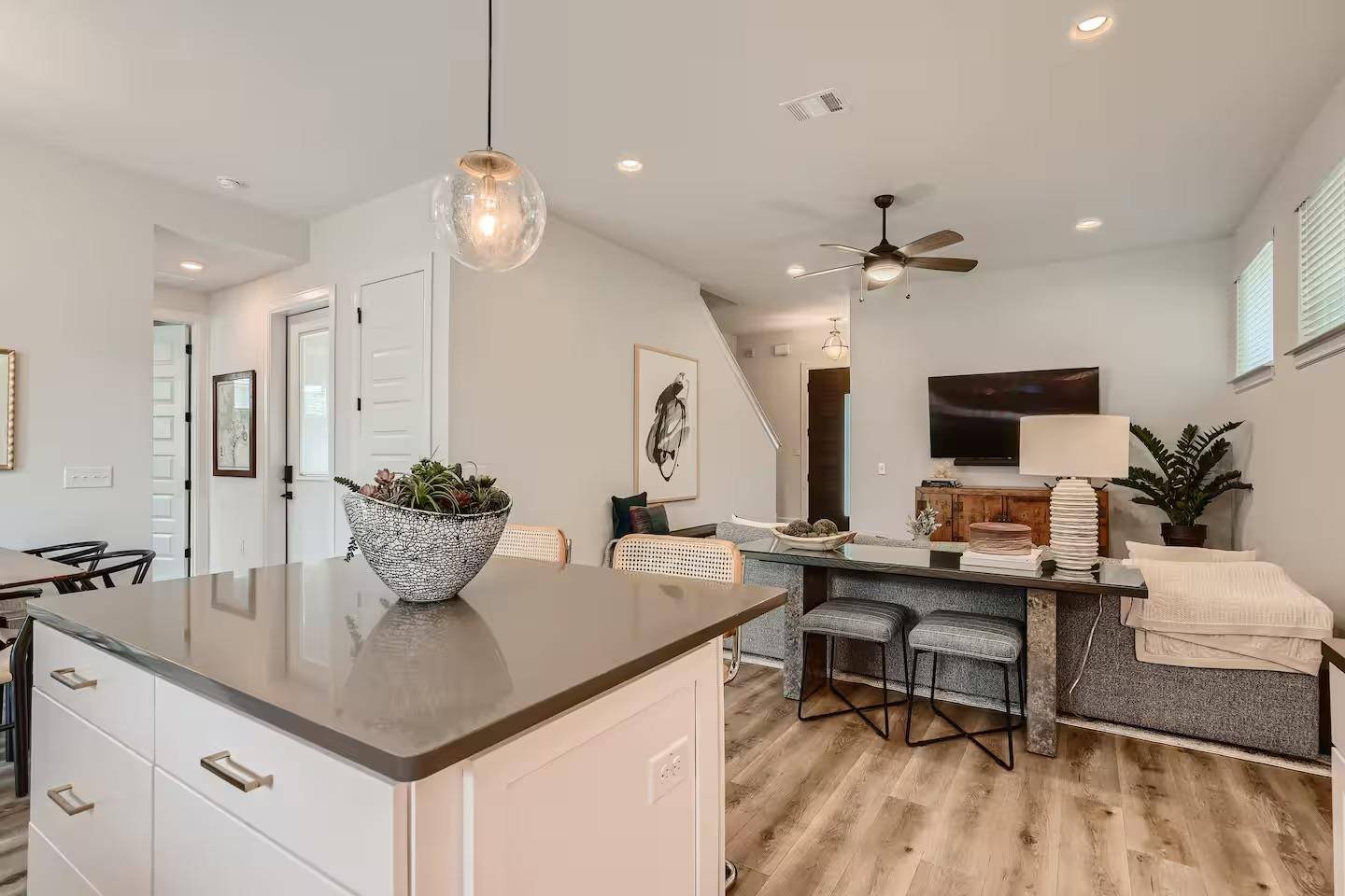Austin, TX 78702,1307 Cedar Ave #1