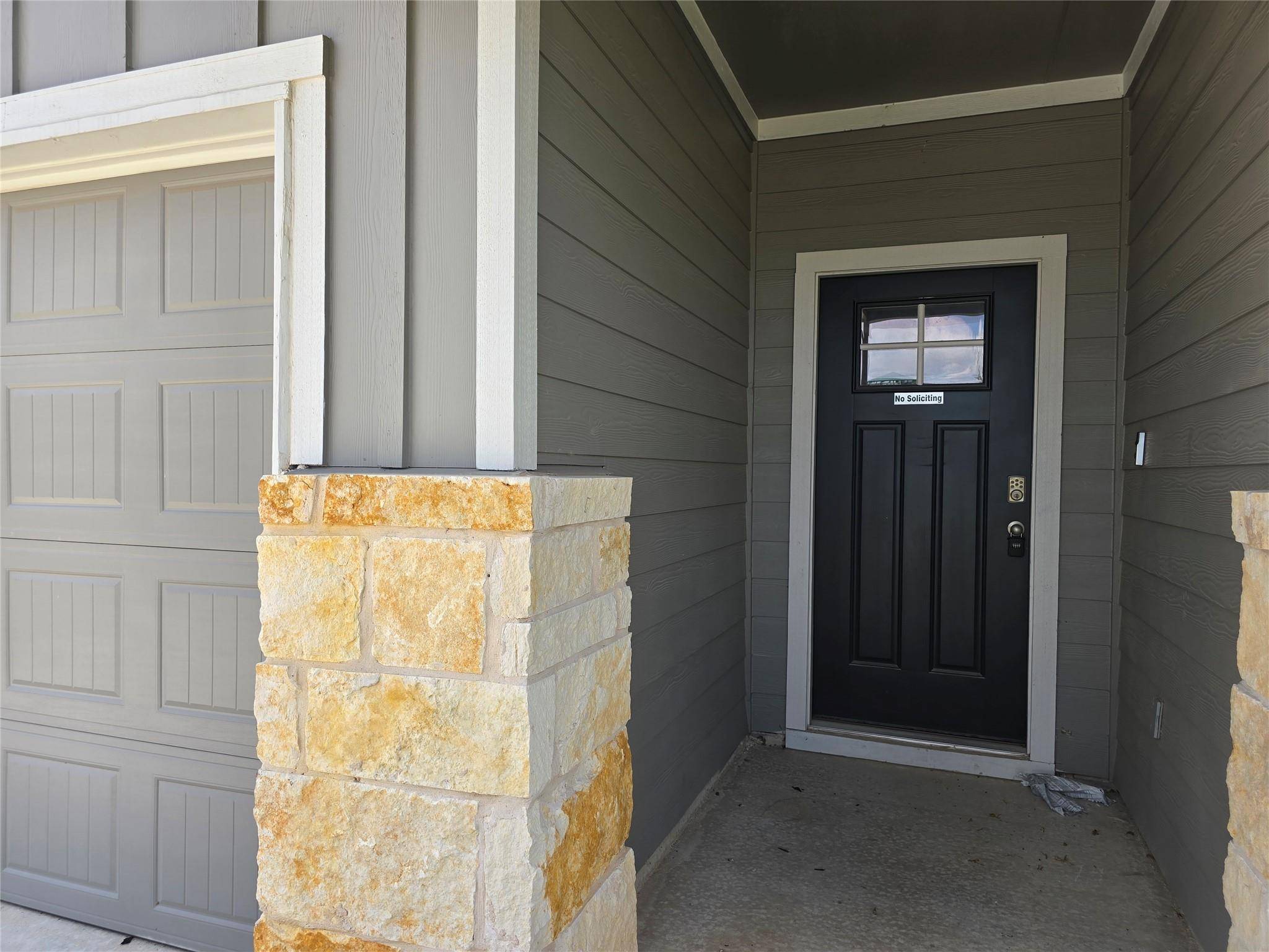 Hutto, TX 78634,200 Lavaca River LN