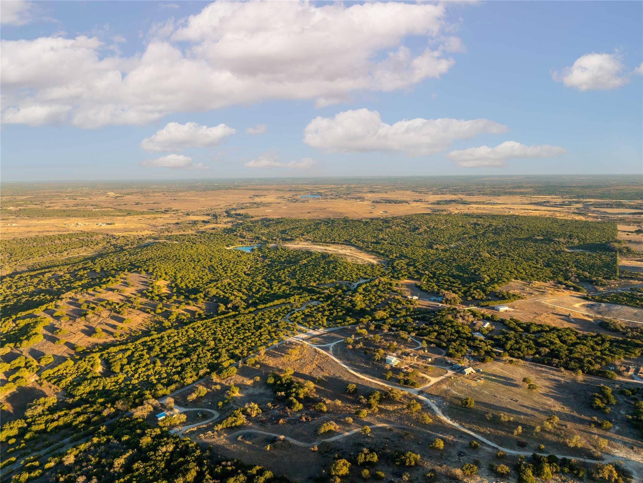 Lampasas, TX 76550,1342 CR 1225