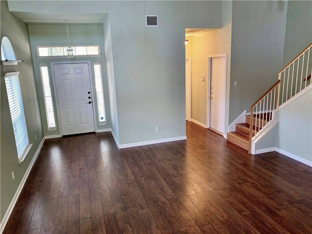 Austin, TX 78748,12010 Johnny Weismuller LN #7