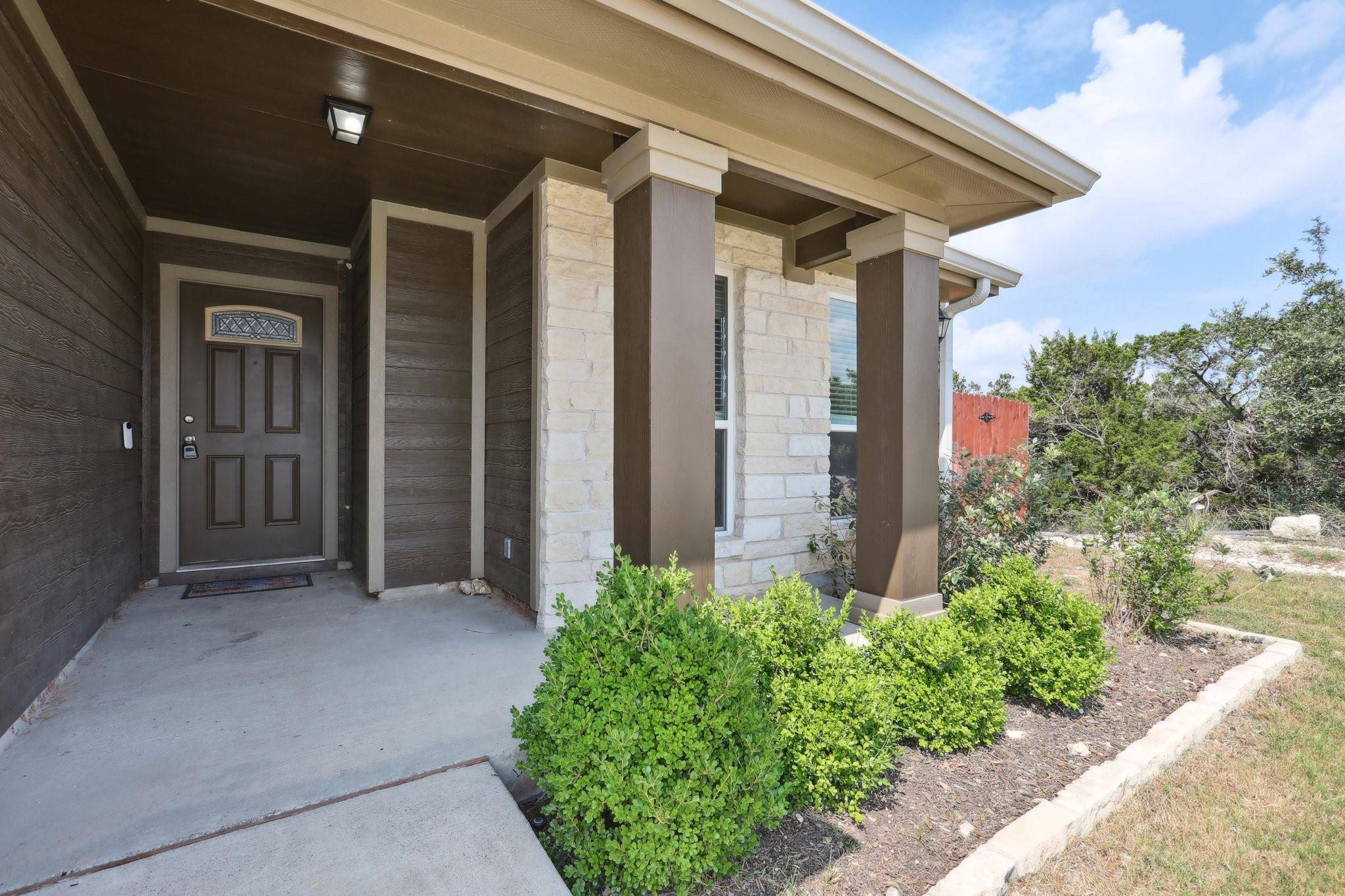 Lago Vista, TX 78645,20111 Travis DR #A