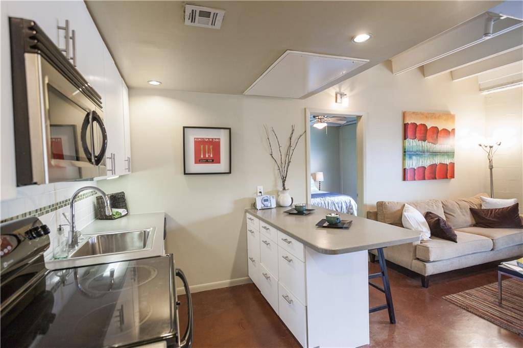 Austin, TX 78705,2408 Leon ST #301