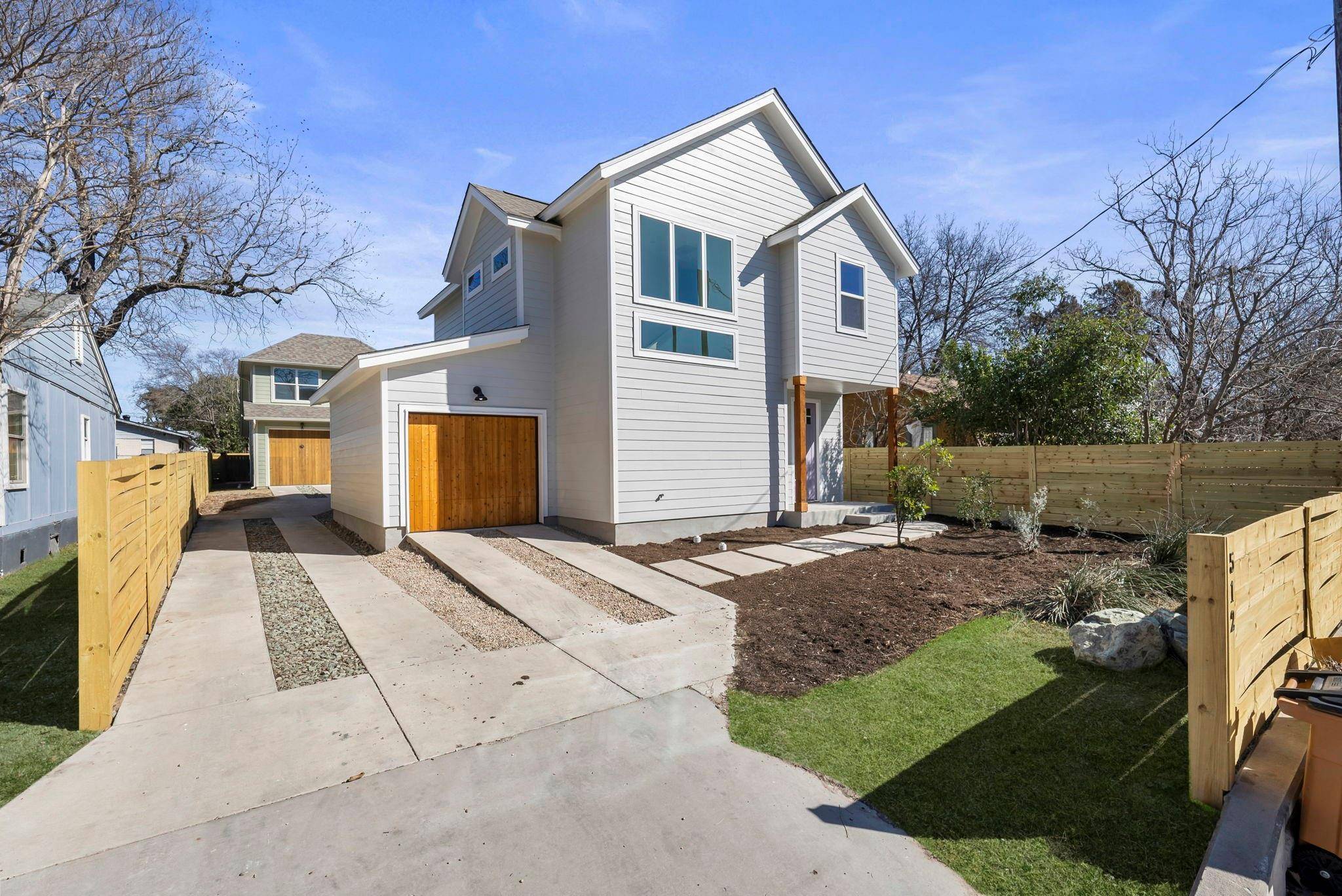 Austin, TX 78752,512 W Saint Johns Ave