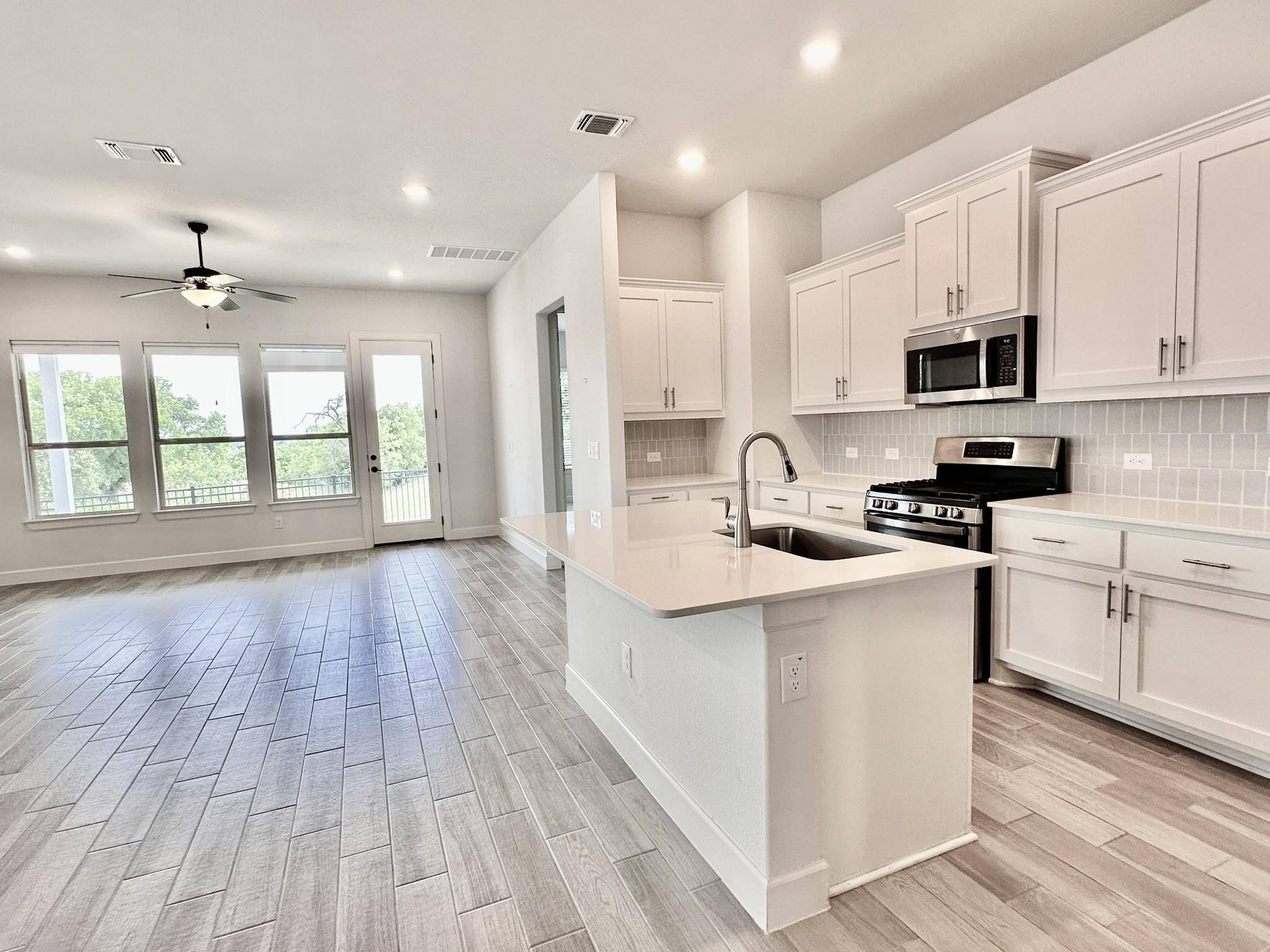 Austin, TX 78748,12608 Stanford DR