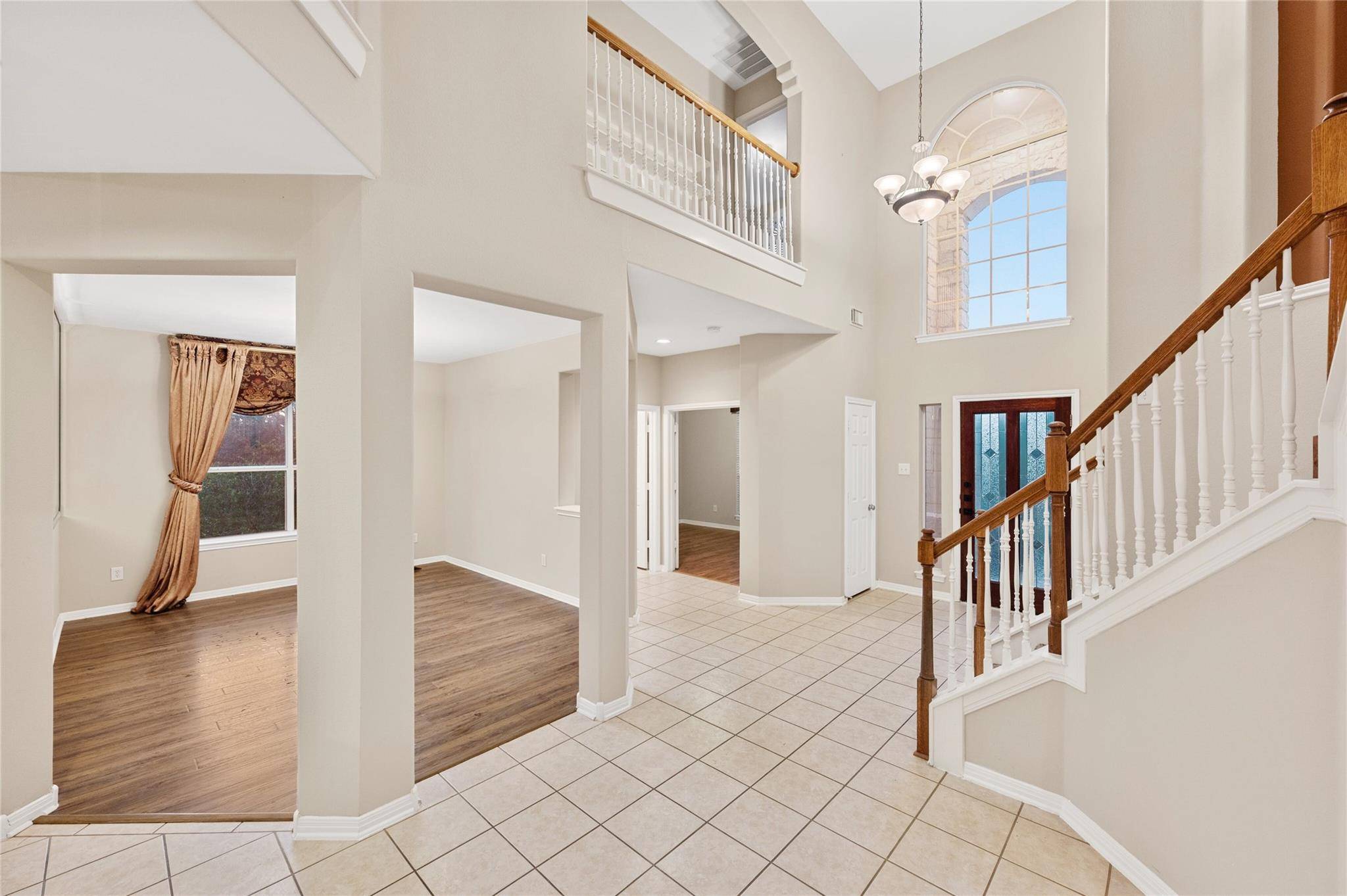 Austin, TX 78732,2924 Lantana Ridge DR