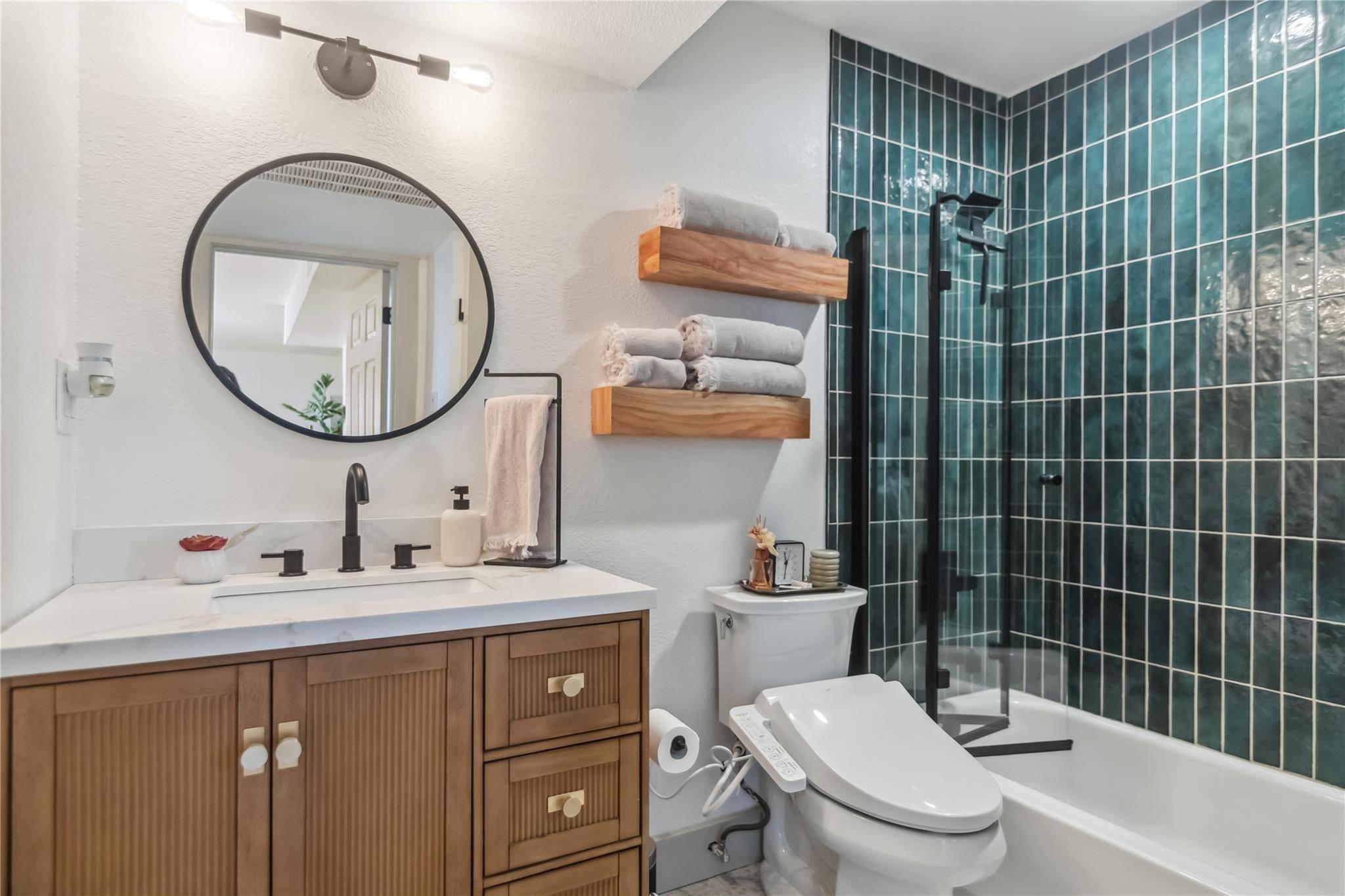 Austin, TX 78723,1313 E 52 ST #101