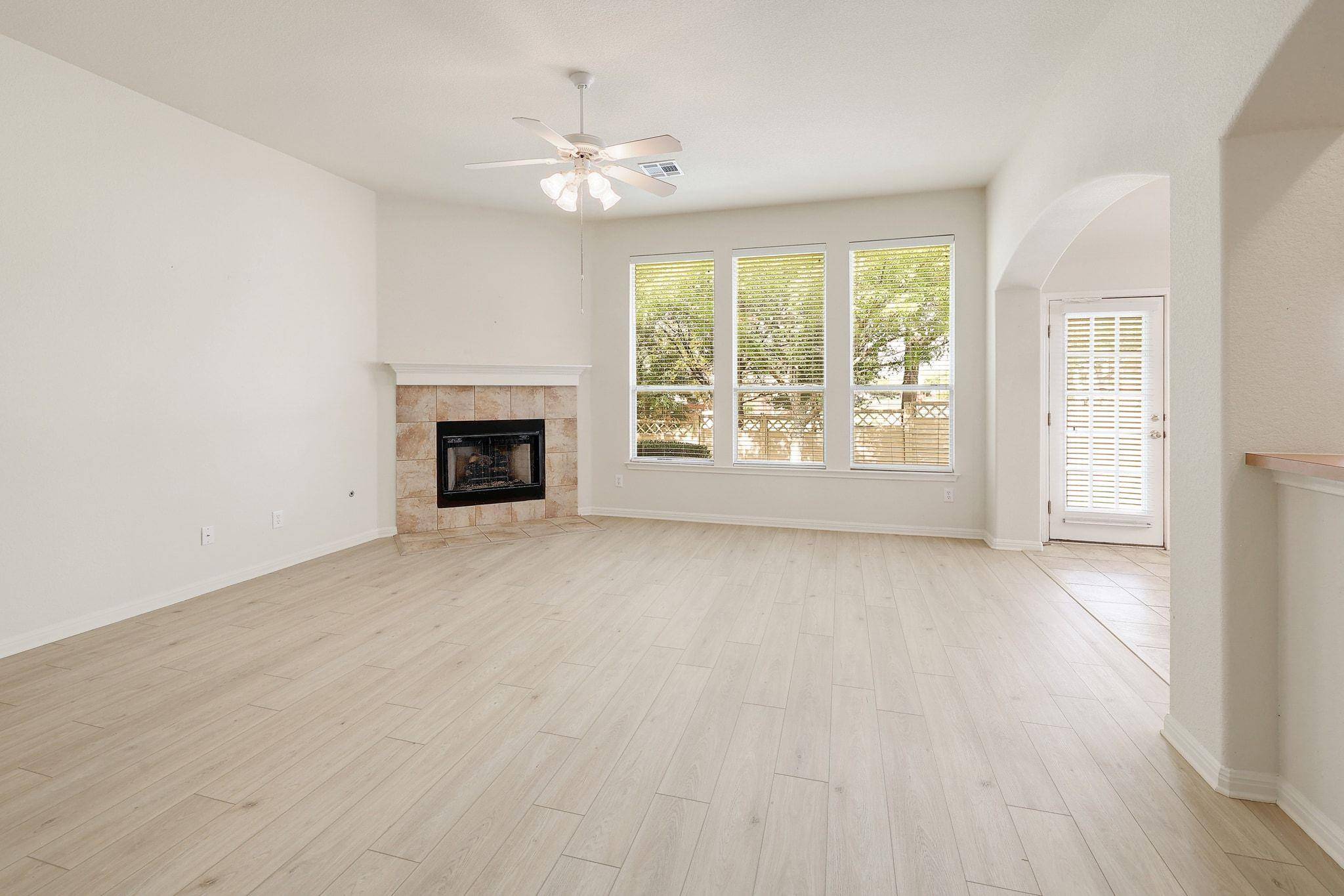 Round Rock, TX 78665,1016 Mesquite Hollow PL