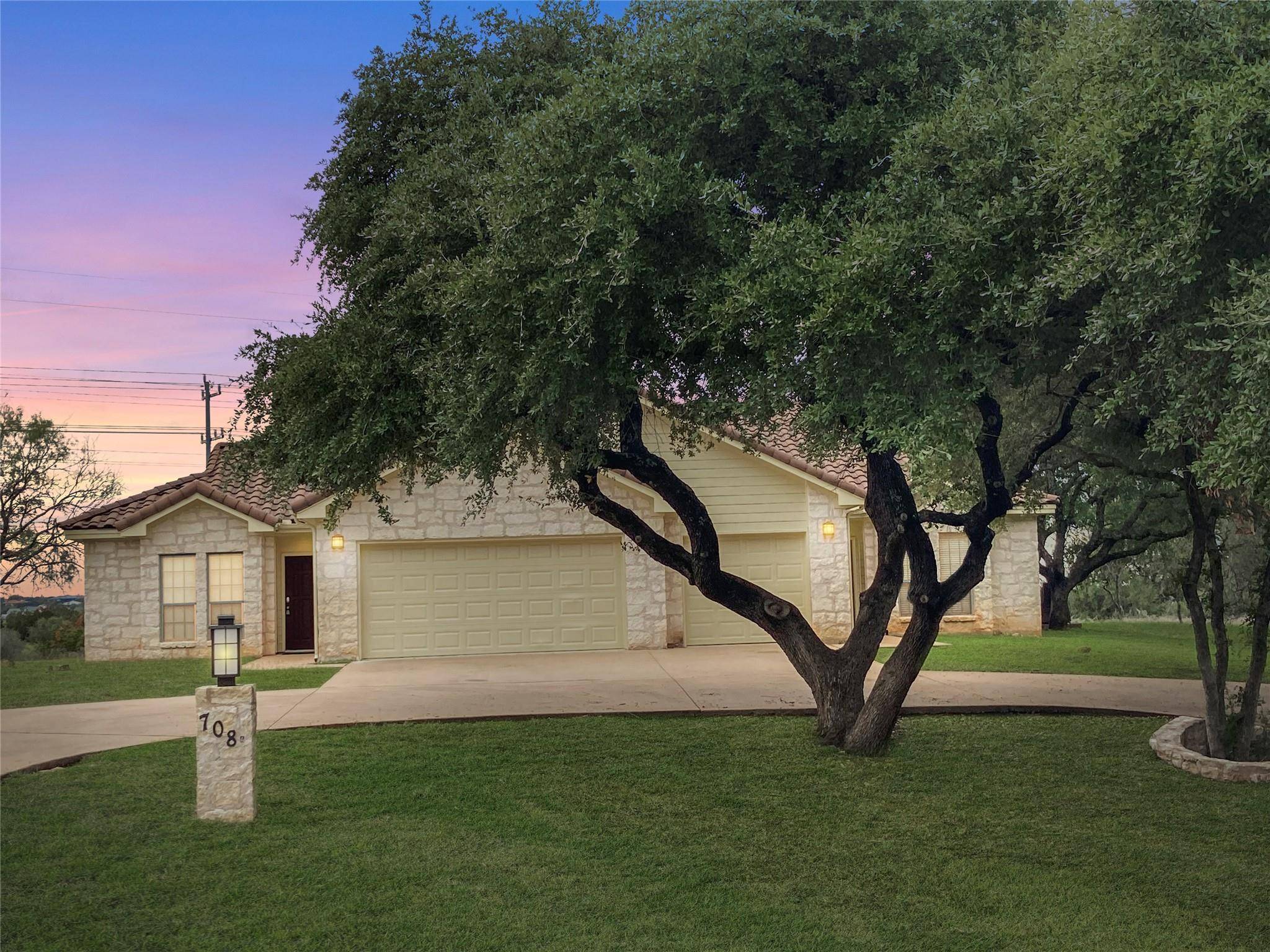 Horseshoe Bay, TX 78657,708 Hi Circle West DR #B