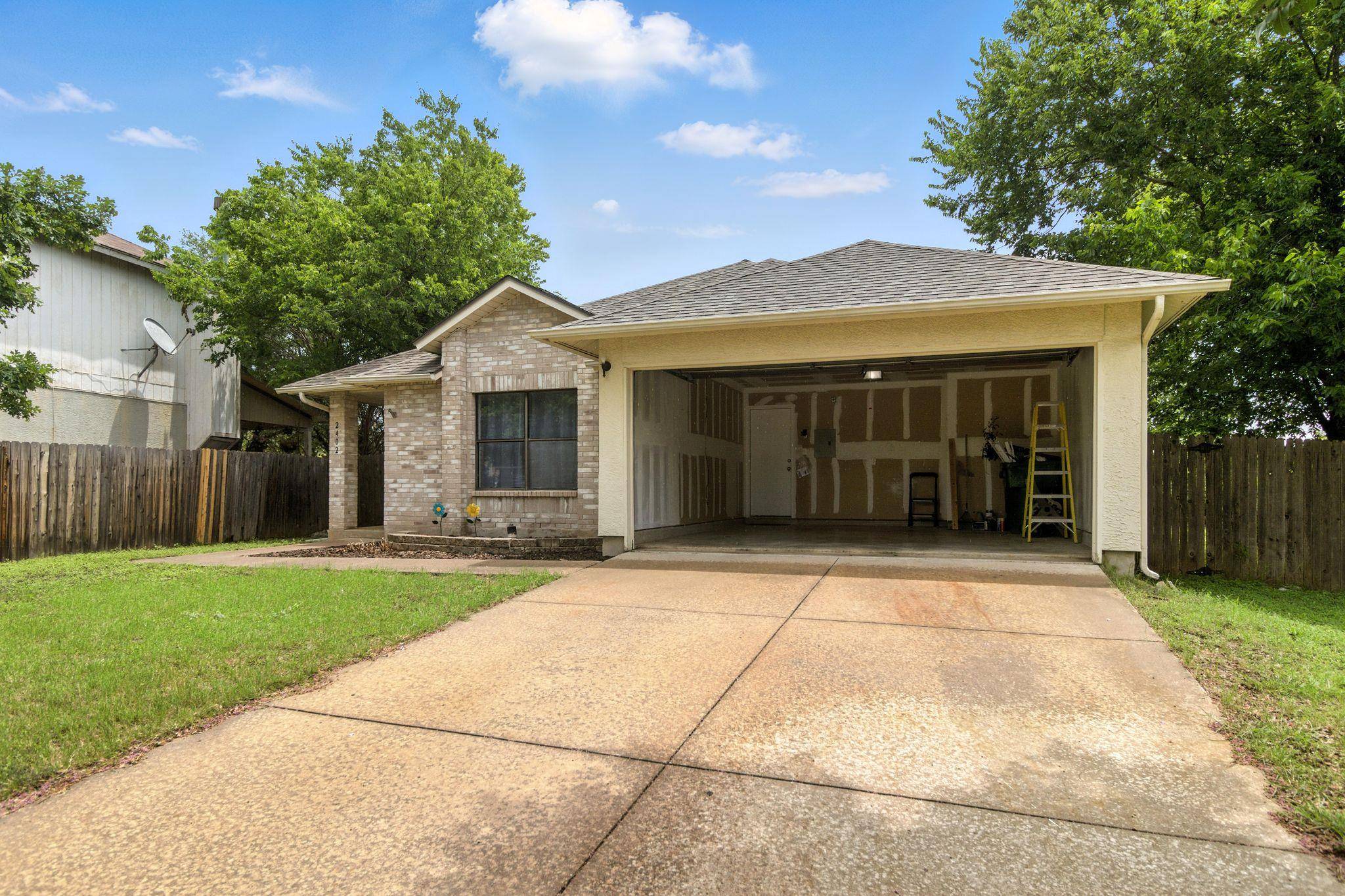 Cedar Park, TX 78613,2402 Glen Field DR