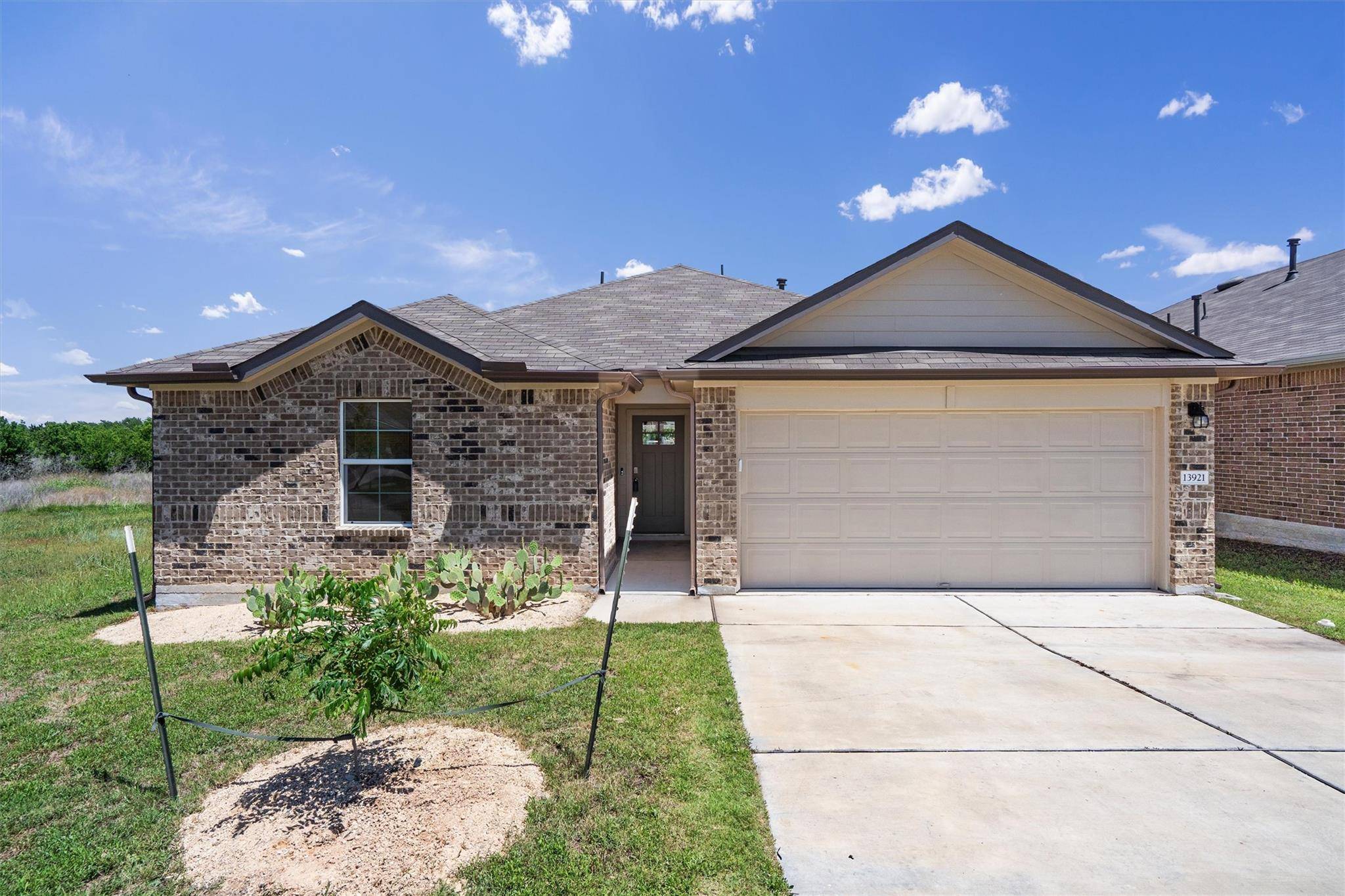 Manor, TX 78653,13921 Allan Shivers ST