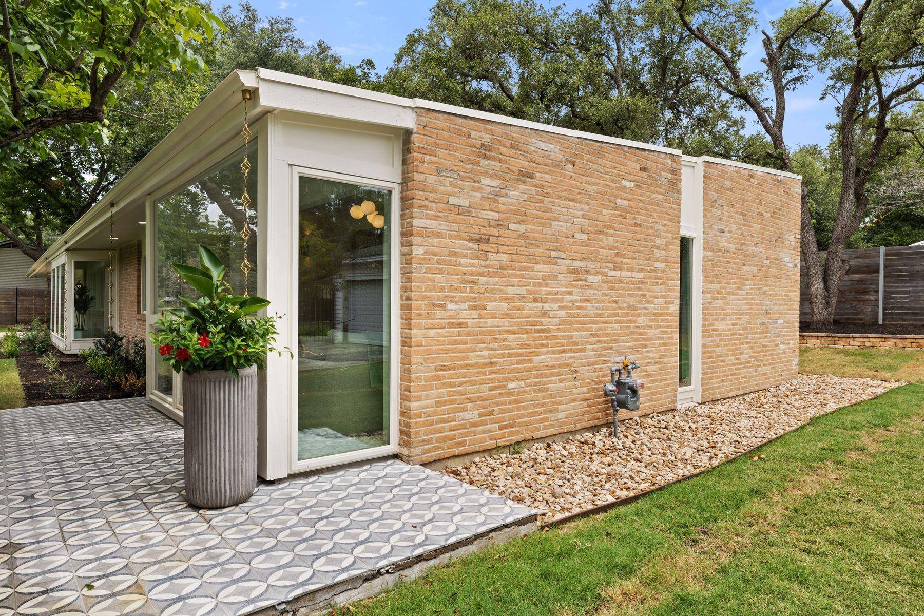 Georgetown, TX 78626,1503 E 15th ST