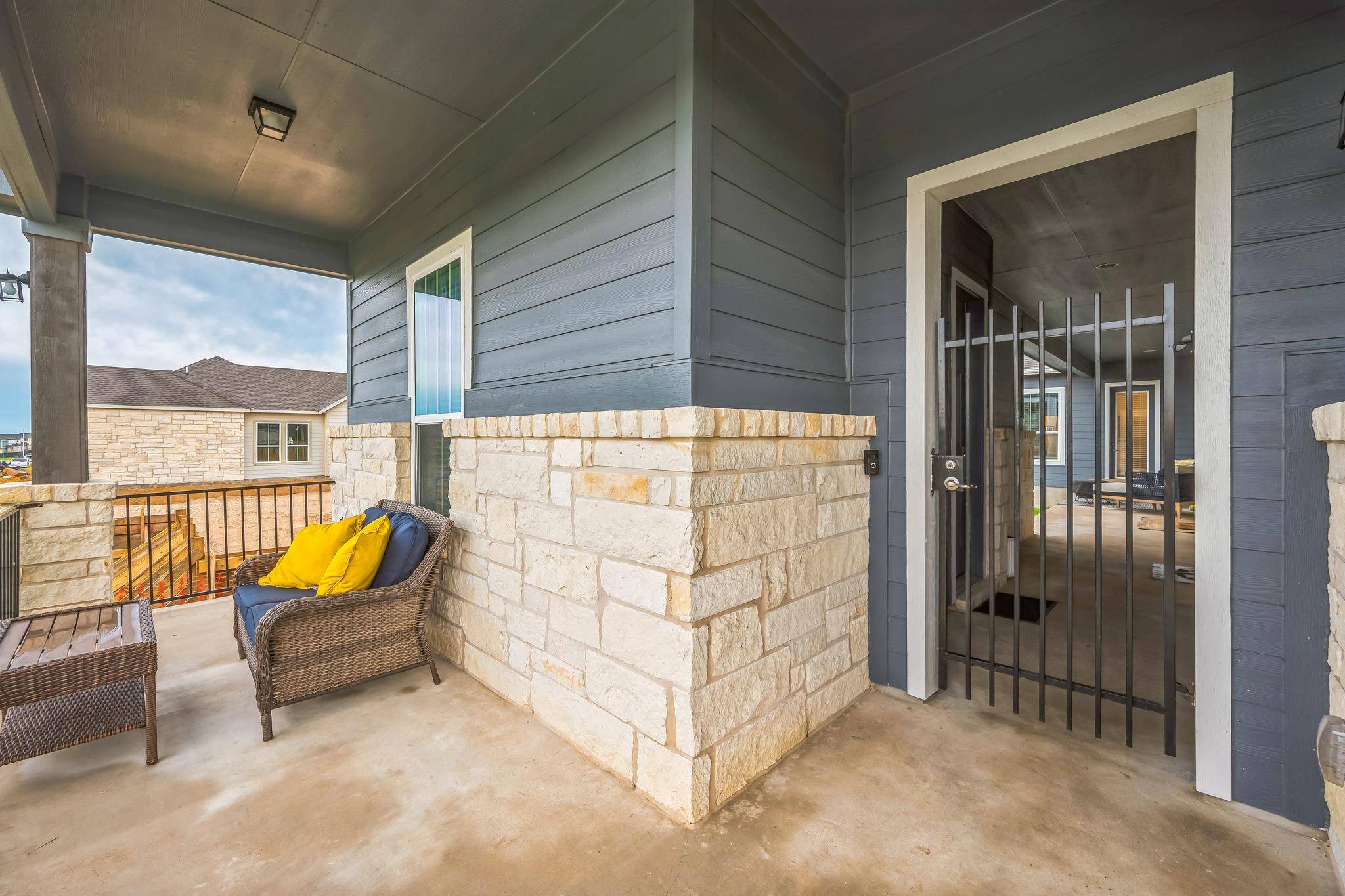 Austin, TX 78744,7413 Boyd Haven DR