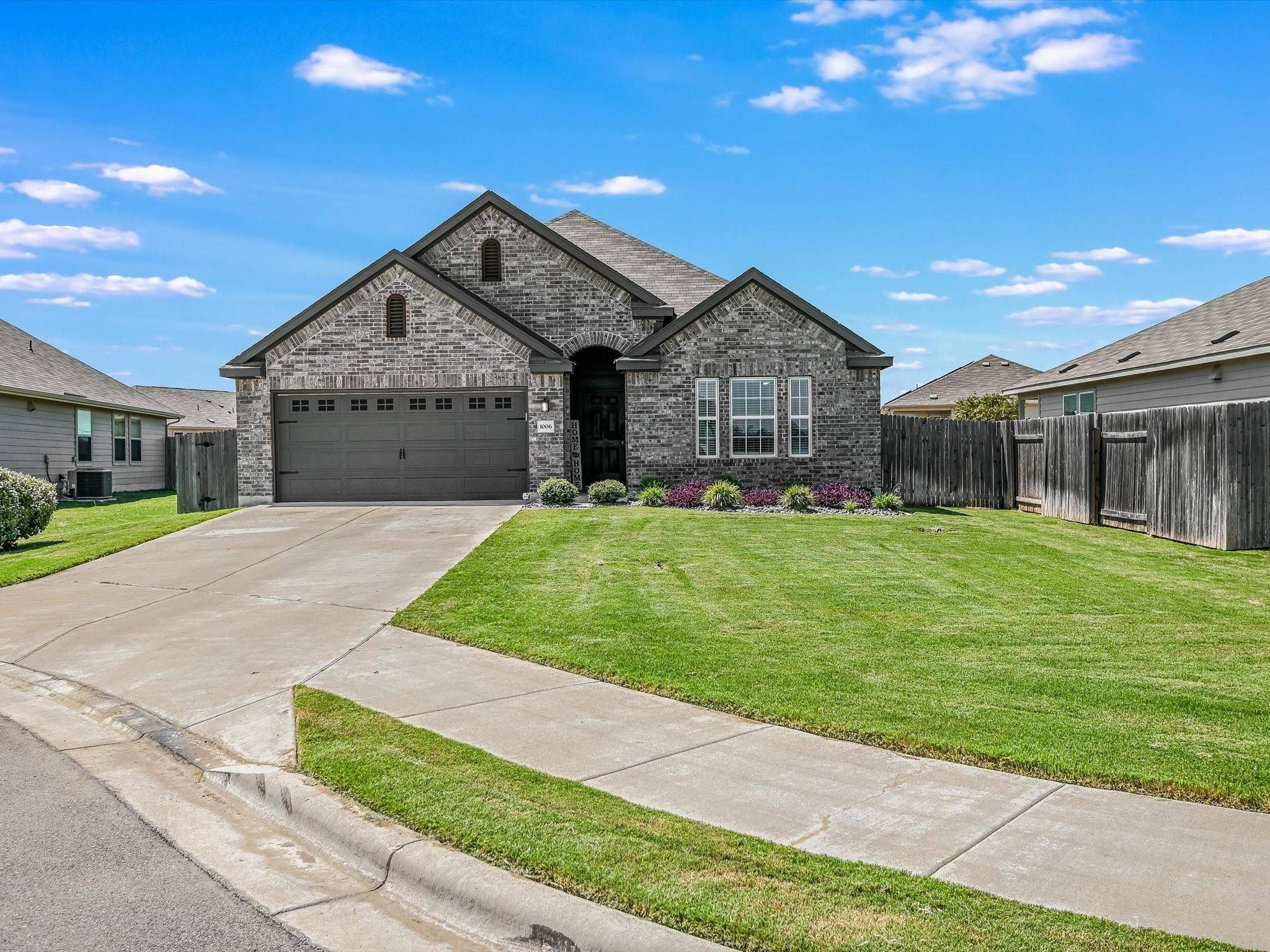 Hutto, TX 78634,1006 Berryhack CT