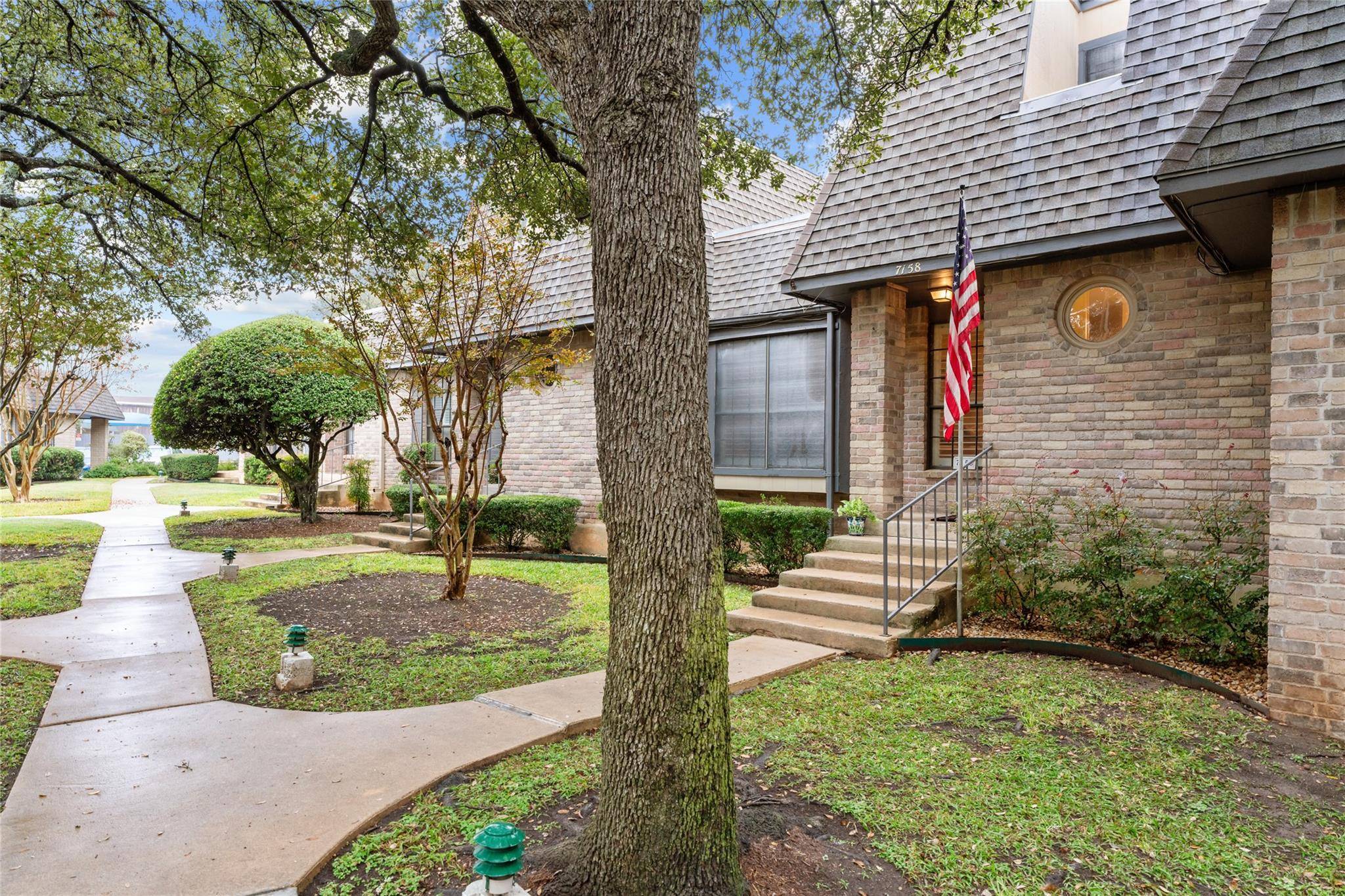 Austin, TX 78731,7158 Chimney CORS #7204