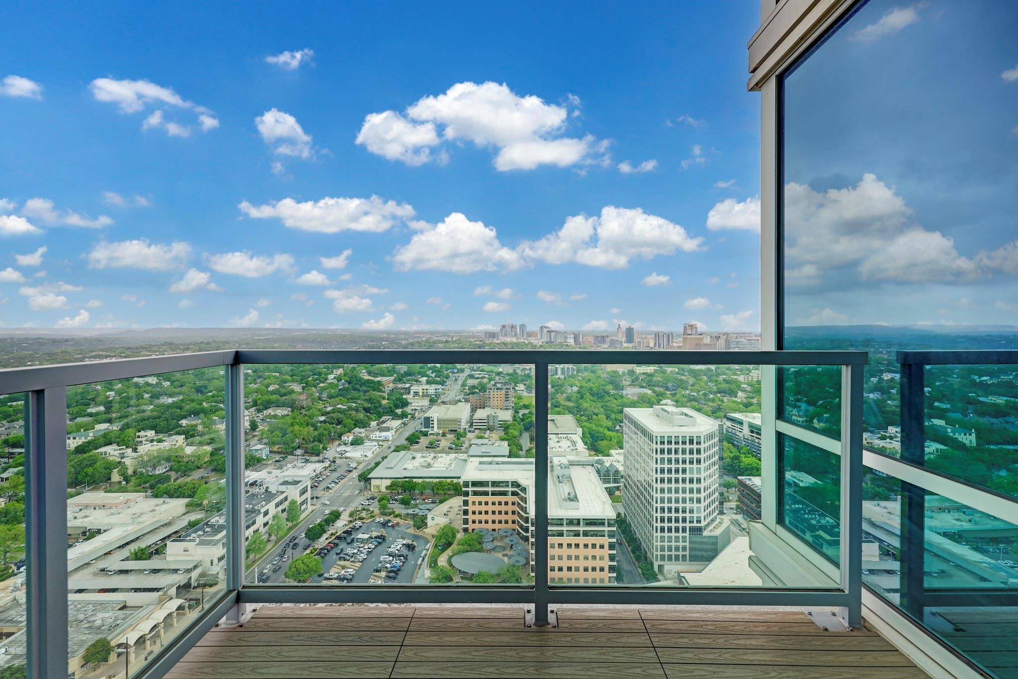 Austin, TX 78703,300 Bowie ST #3705