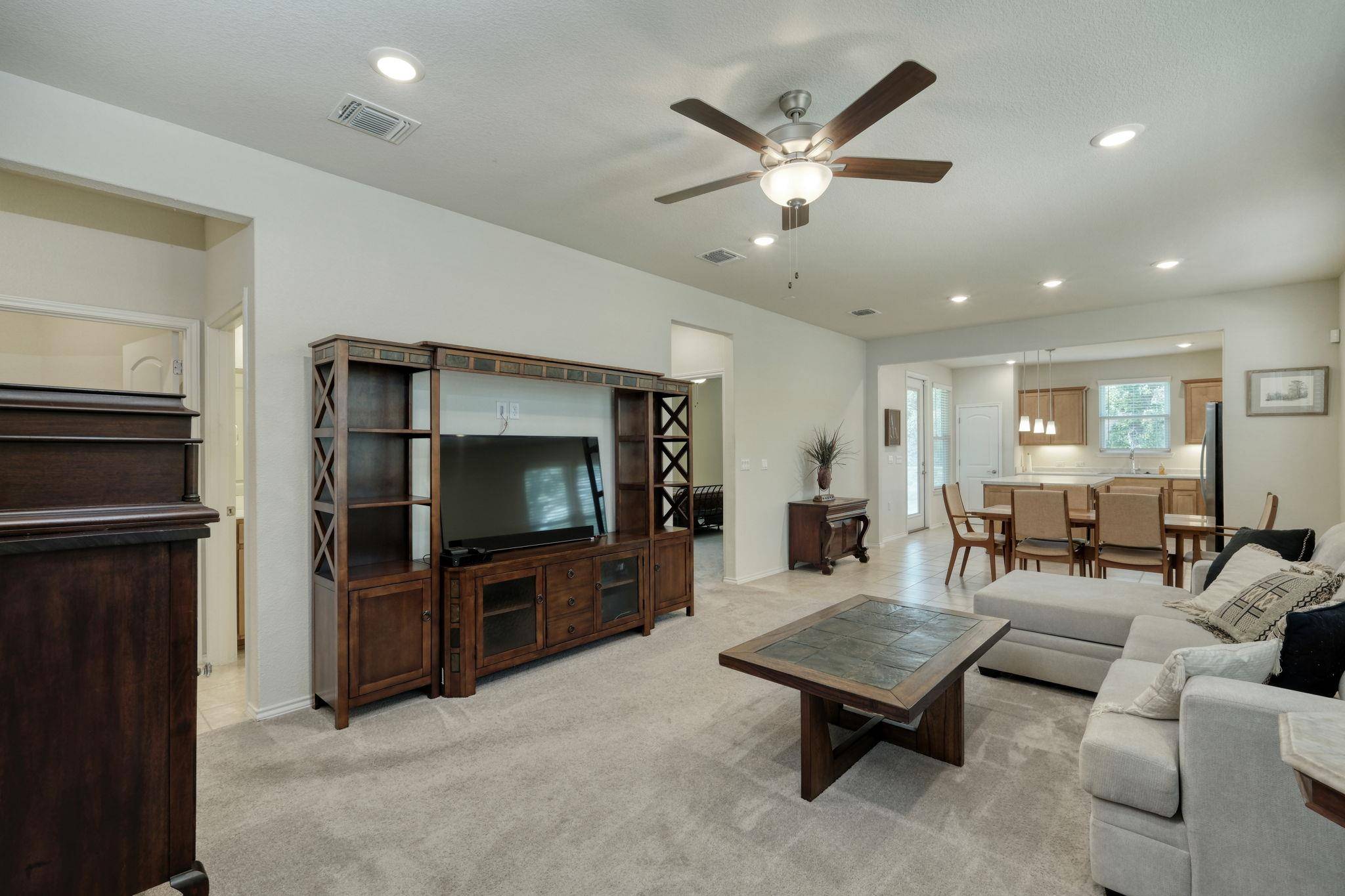 Georgetown, TX 78633,502 Saratoga LN