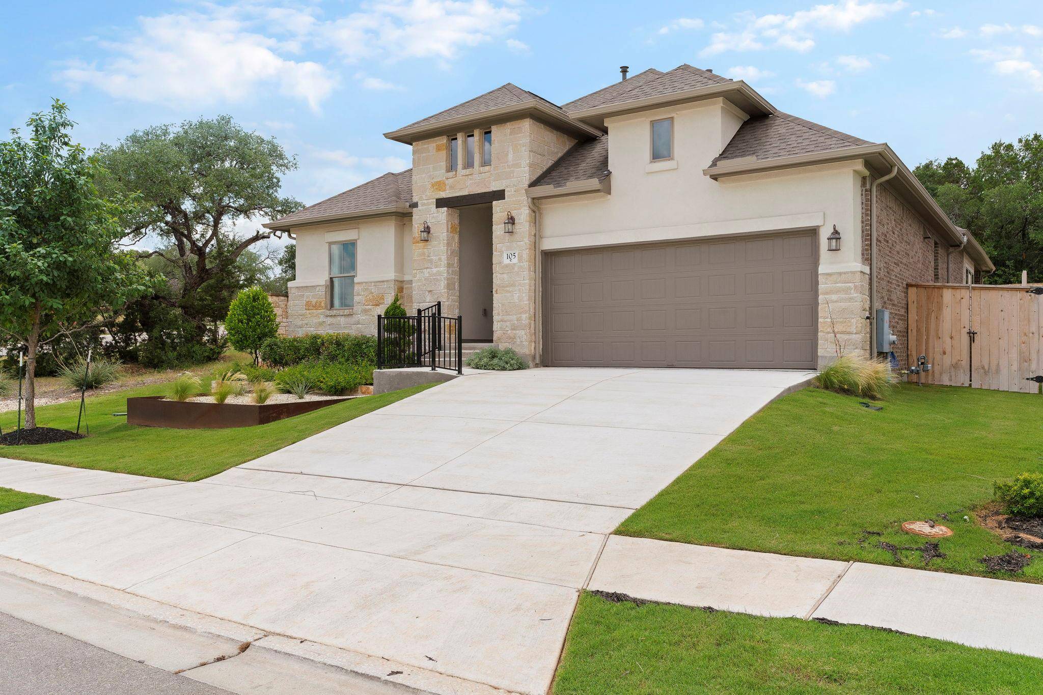 San Marcos, TX 78666,105 Heartleaf RD