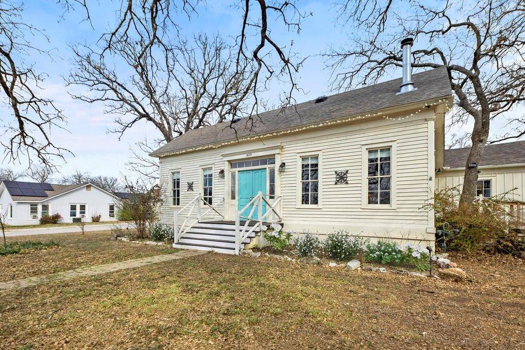 Burnet, TX 78611,409 N Main ST
