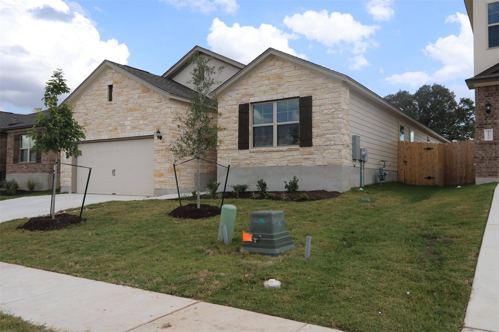 Georgetown, TX 78628,256 Falling Star LN