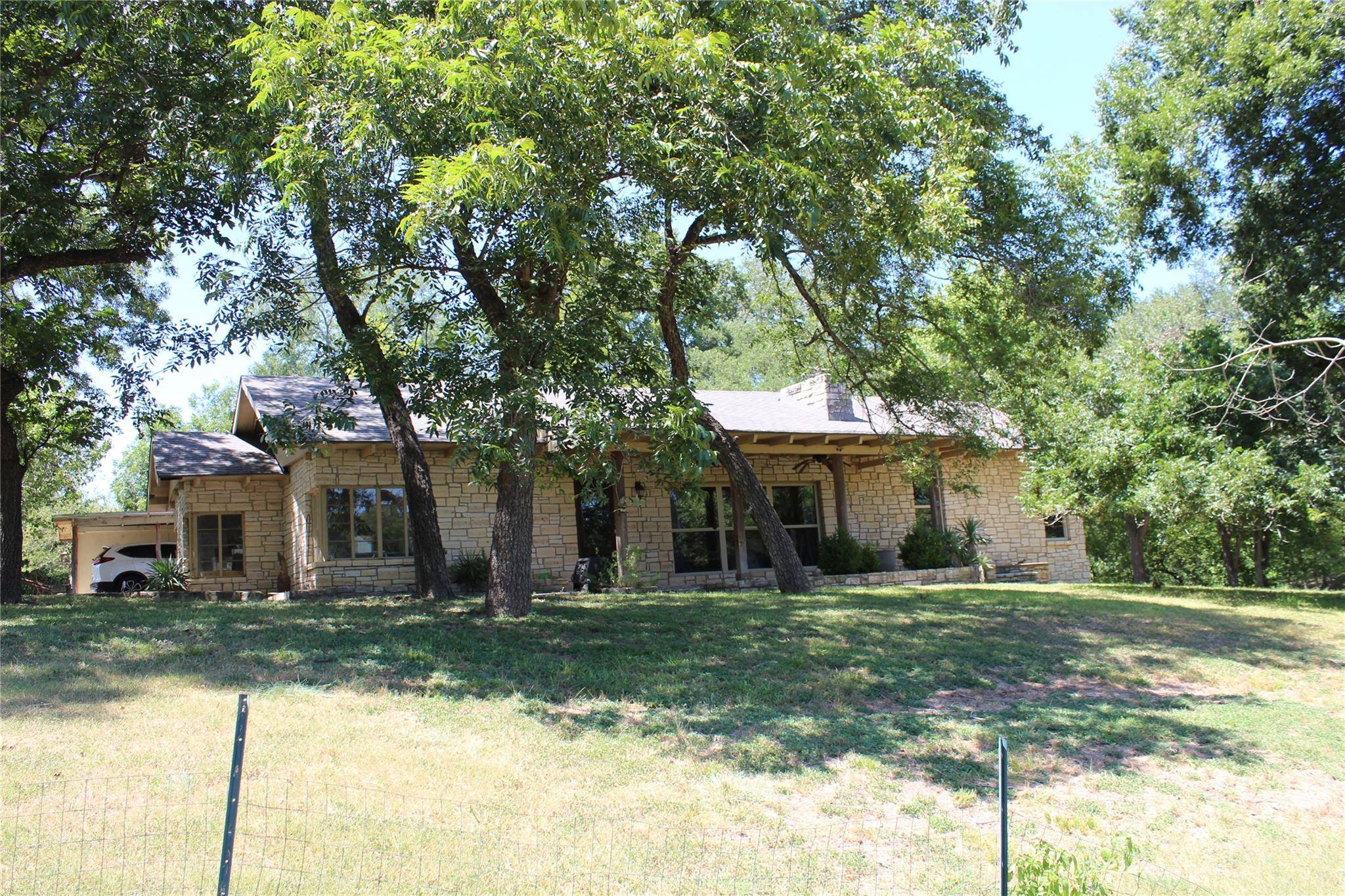 Wimberley, TX 78676,908 River RD