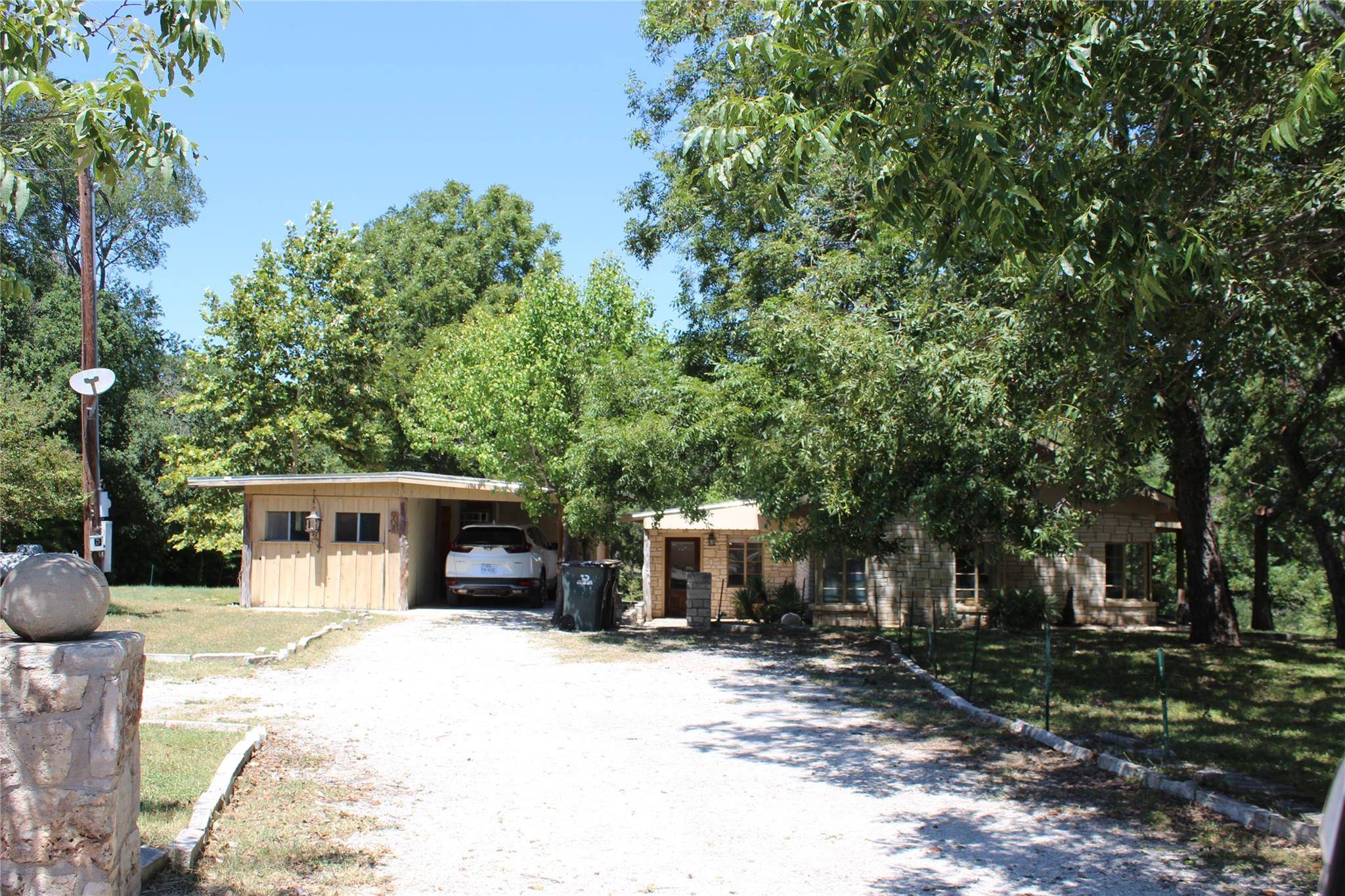 Wimberley, TX 78676,908 River RD