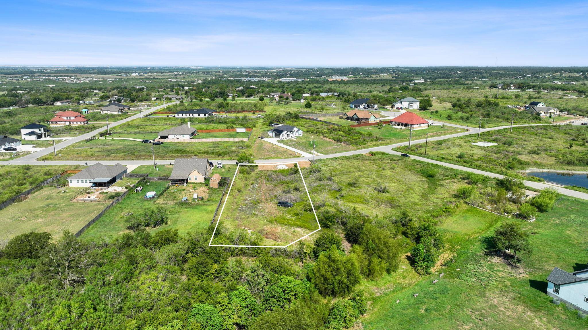 Niederwald, TX 78640,296 E Ridge LN