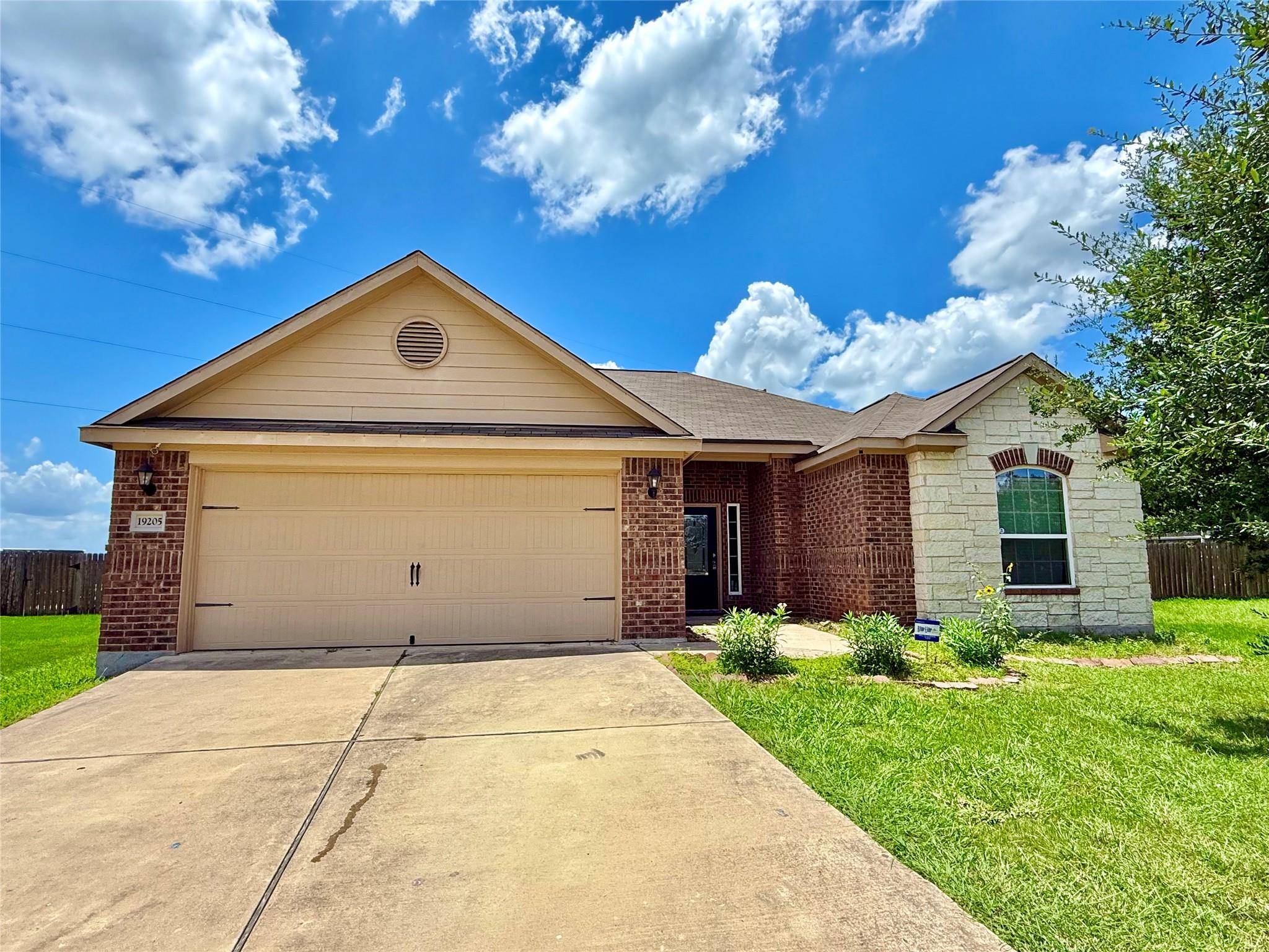 Manor, TX 78653,19205 Denton Line DR