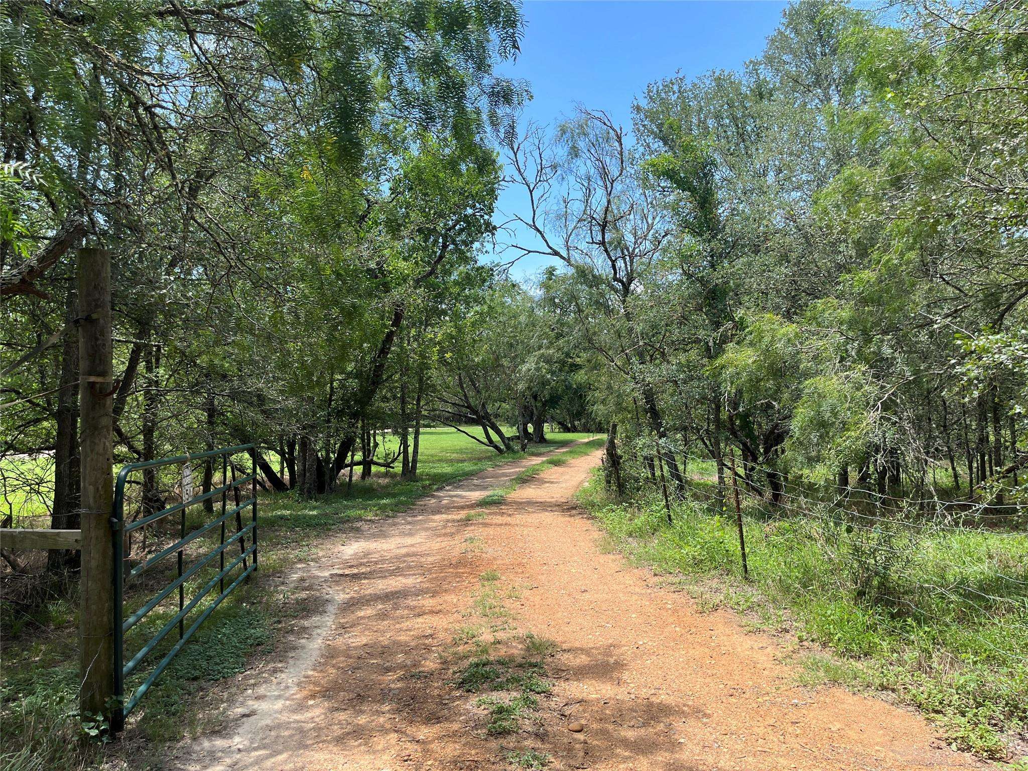 Bastrop, TX 78602,354 Lower Red Rock RD