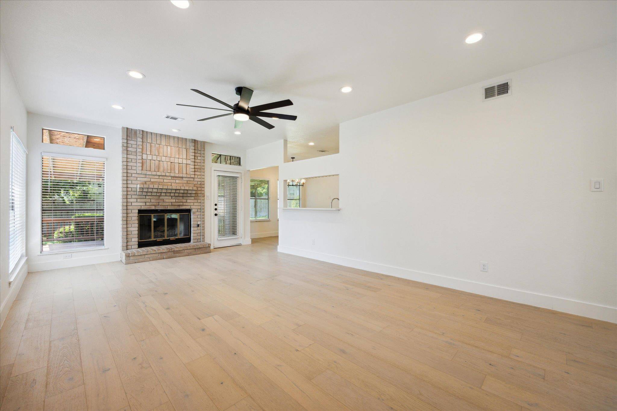 Austin, TX 78728,14207 Weldon LN
