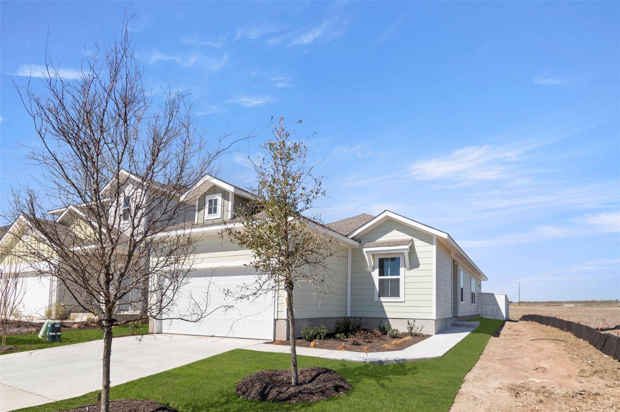 Elgin, TX 78621,196 Lavender LN