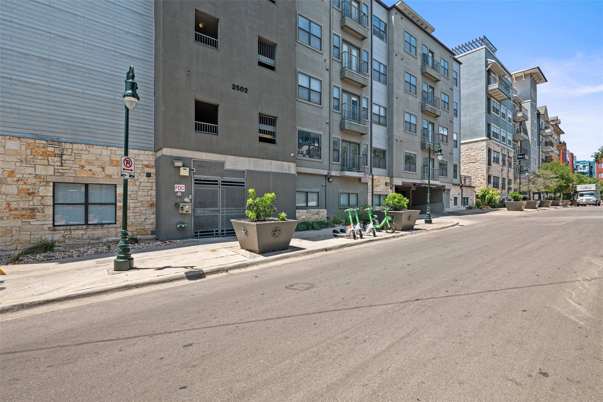 Austin, TX 78705,2502 Leon ST #417