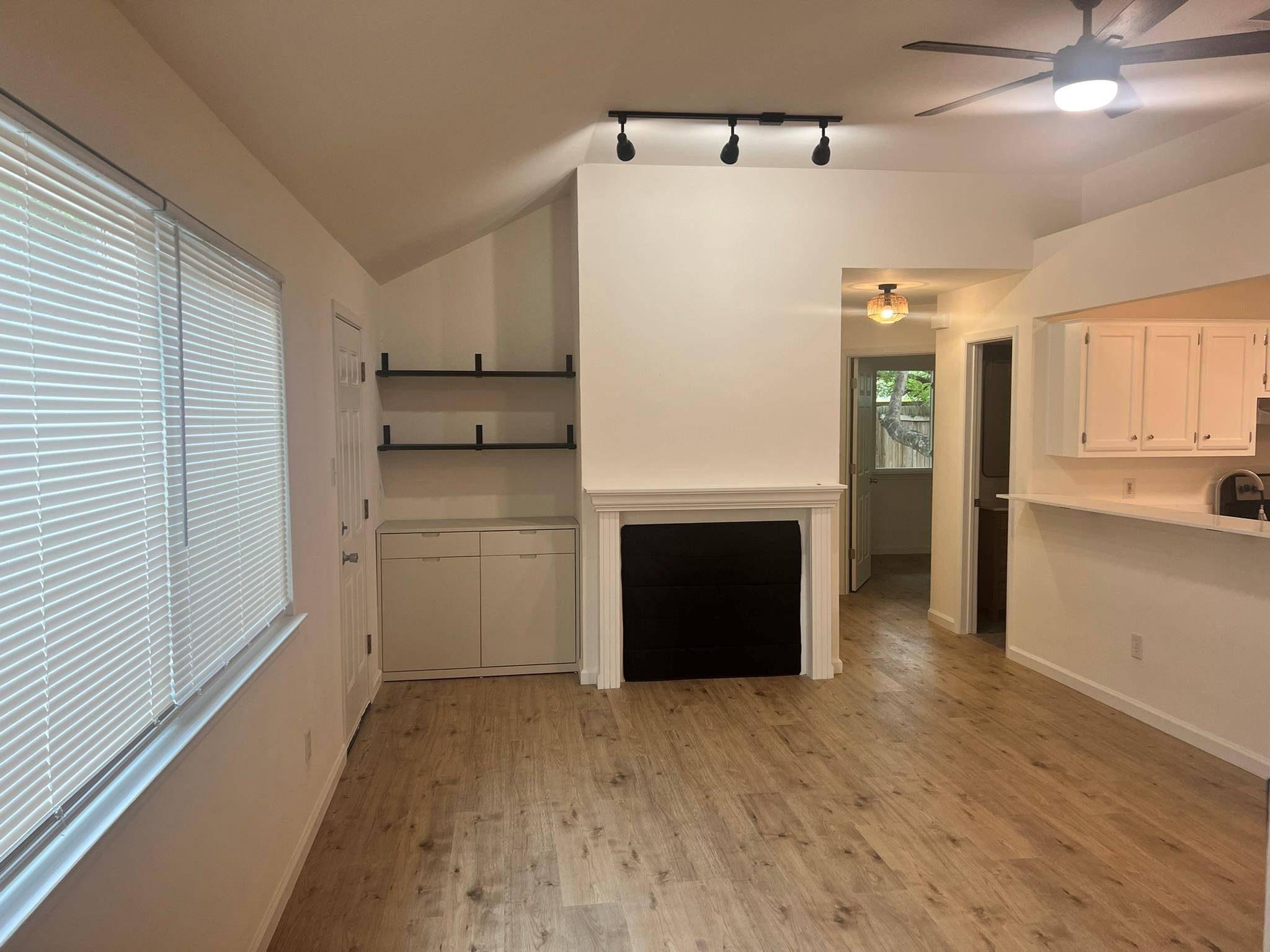 Leander, TX 78641,836 Mica LN