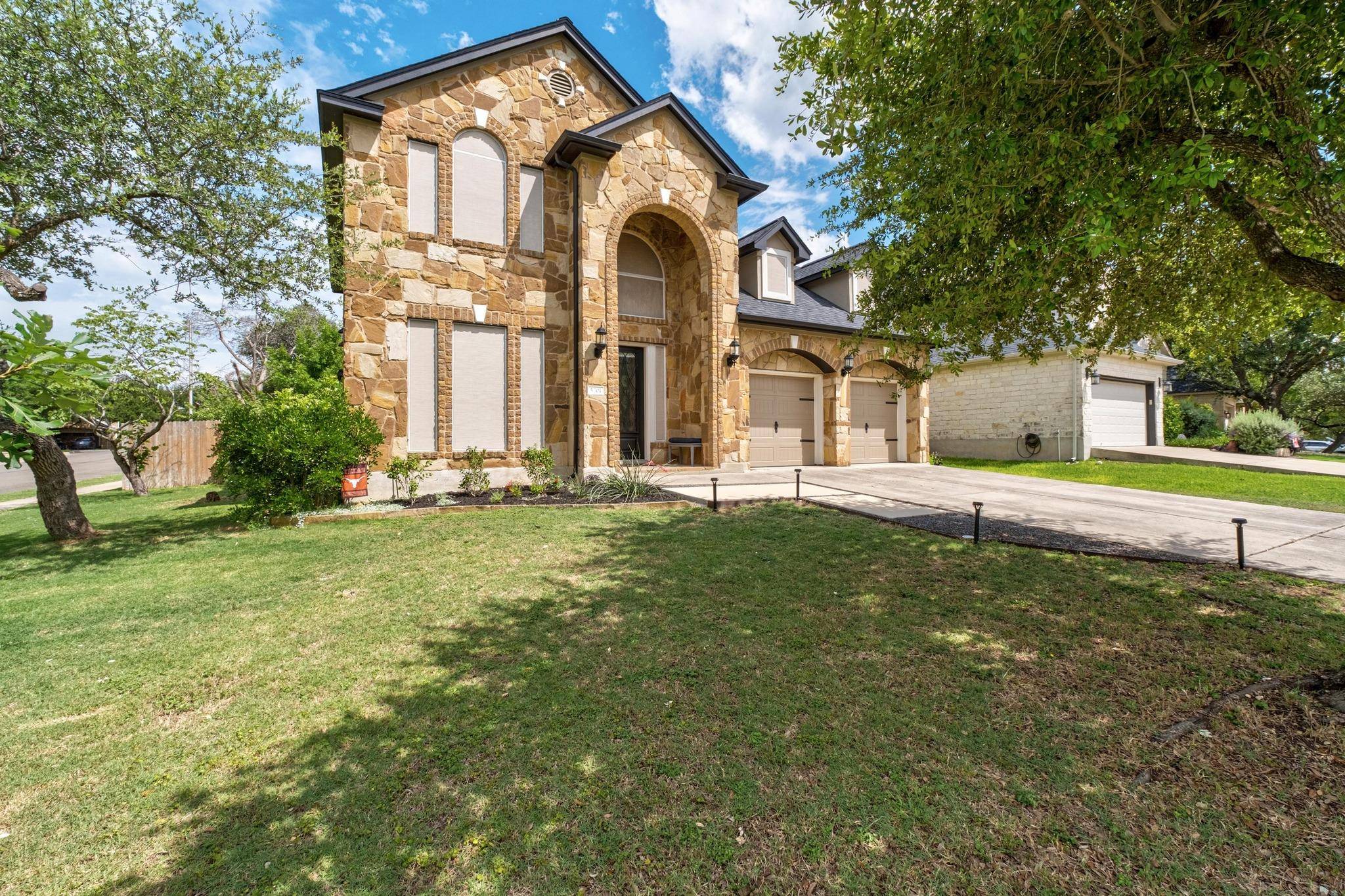 Austin, TX 78735,5701 Sunset RDG