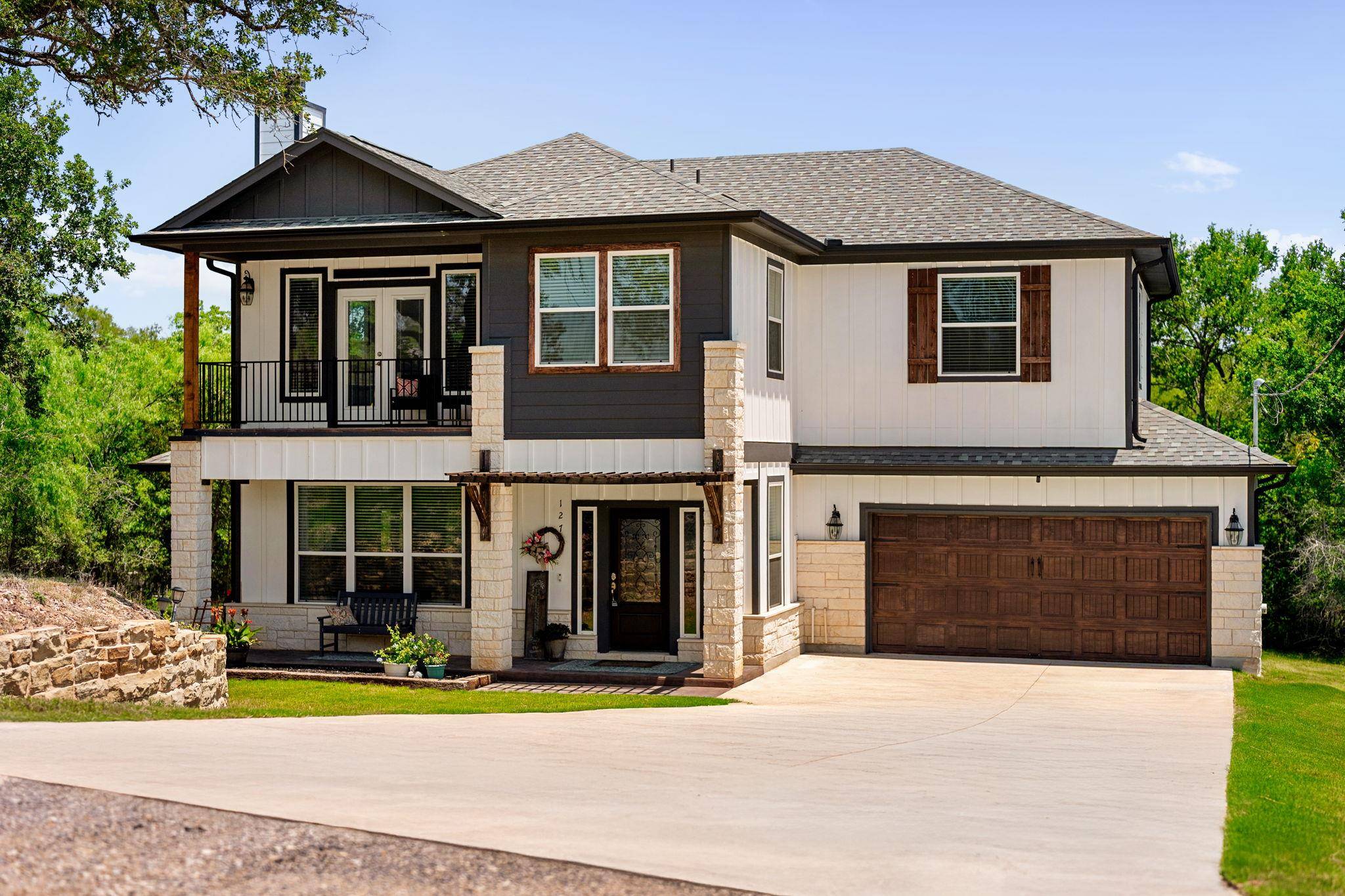 Bastrop, TX 78602,127 Diamond Head DR