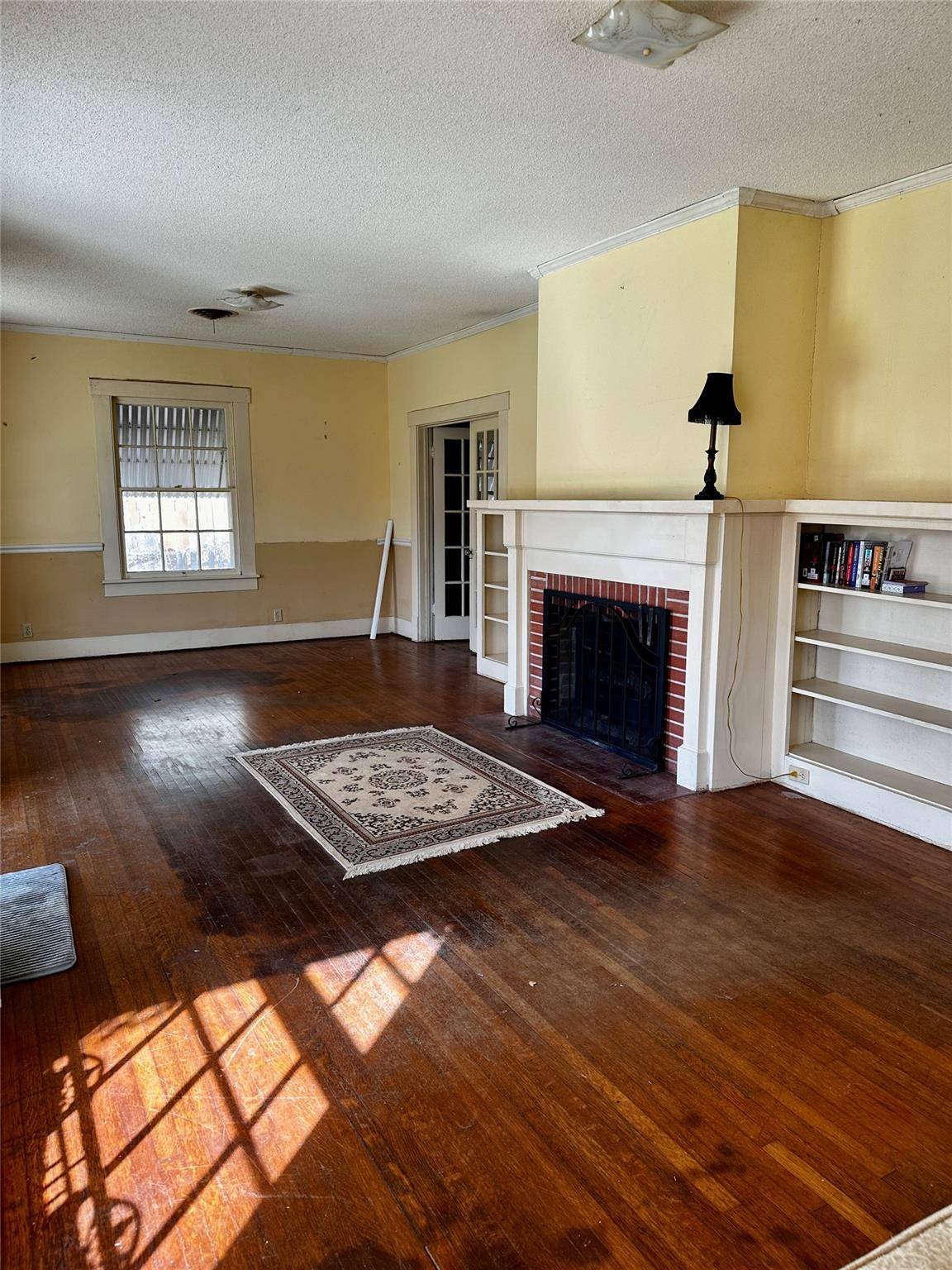 Taylor, TX 76574,706 W 11th ST
