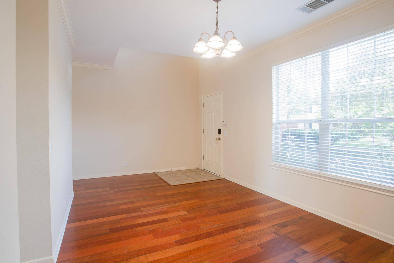 Round Rock, TX 78681,4001 Barlow DR