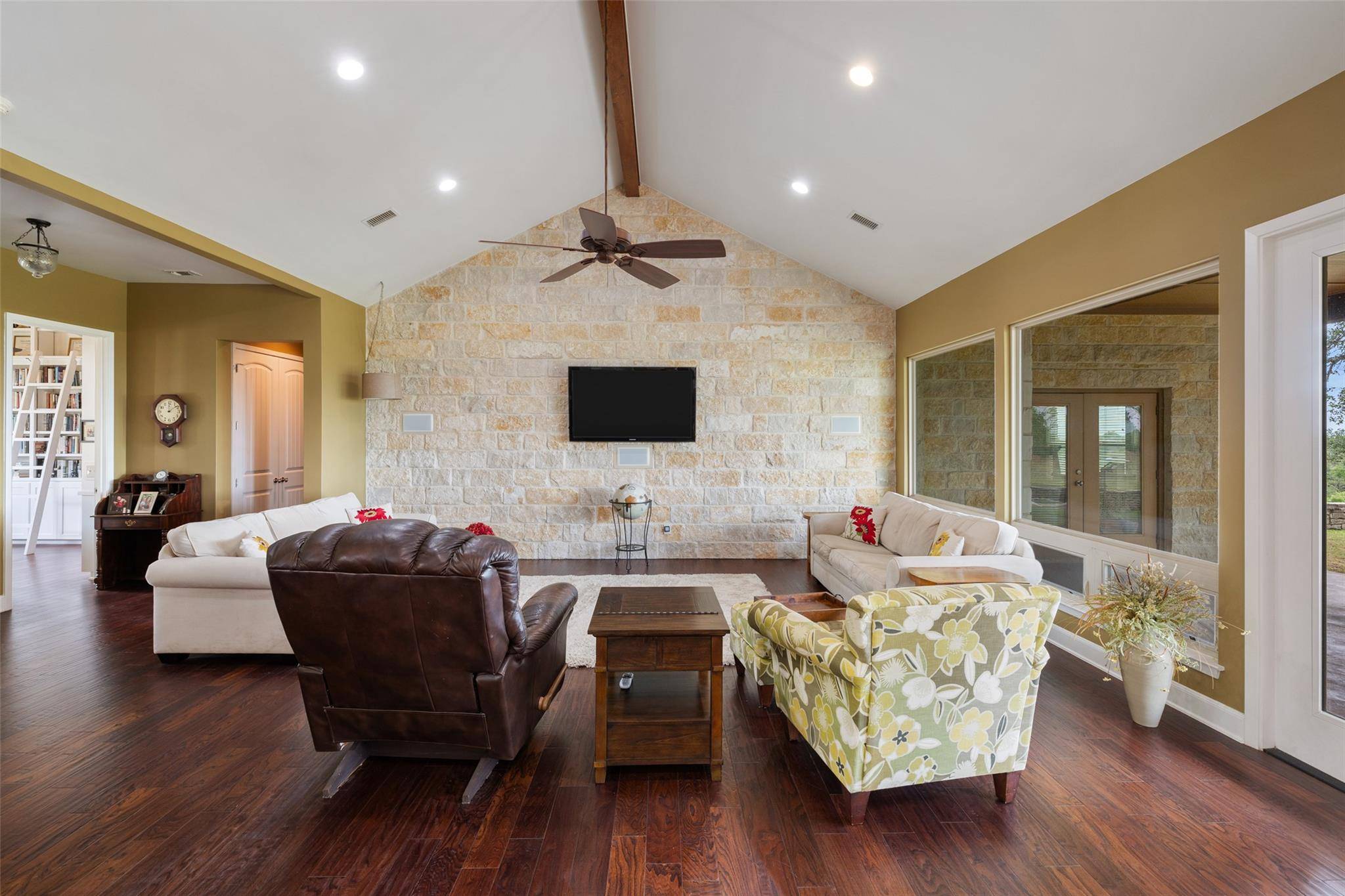 Blanco, TX 78606,1519 Brushy Top TRL