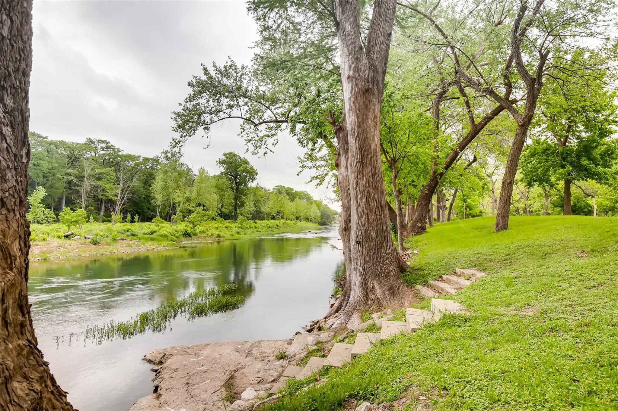 New Braunfels, TX 78130,1390 Ervendberg