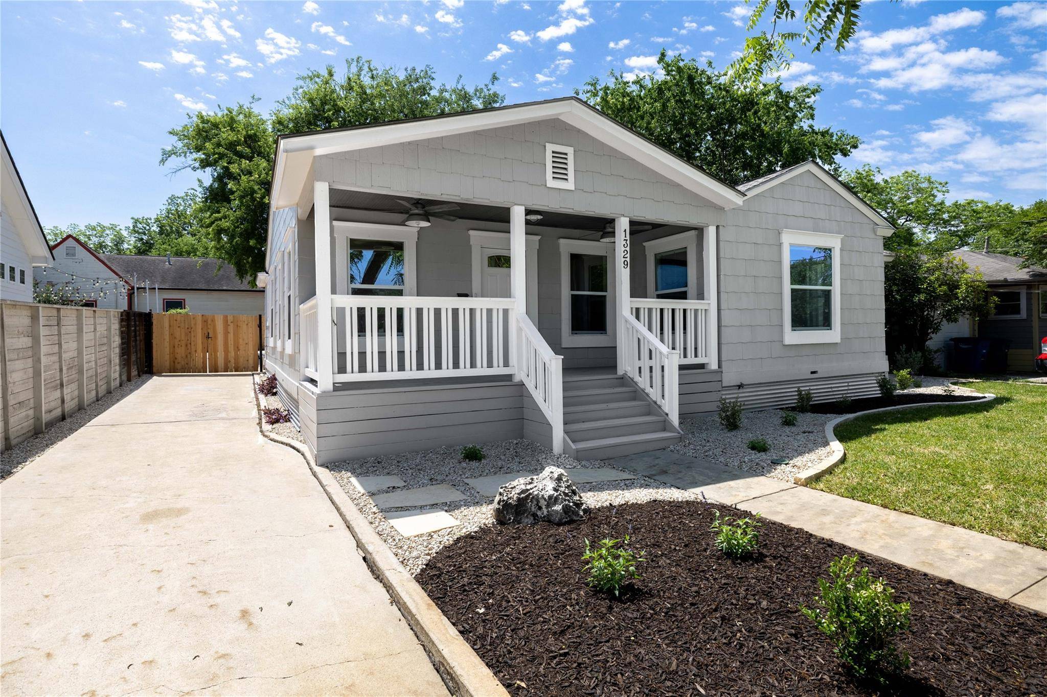 New Braunfels, TX 78130,1329 Lee ST