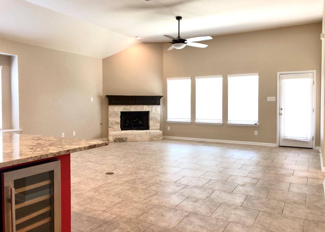 Buda, TX 78610,130 Middle Creek DR