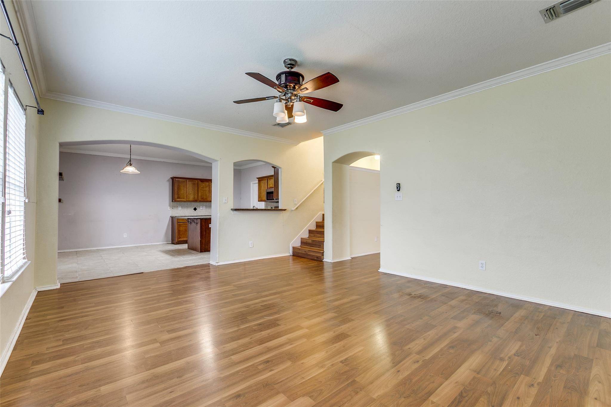 San Antonio, TX 78245,9502 Raton FLS