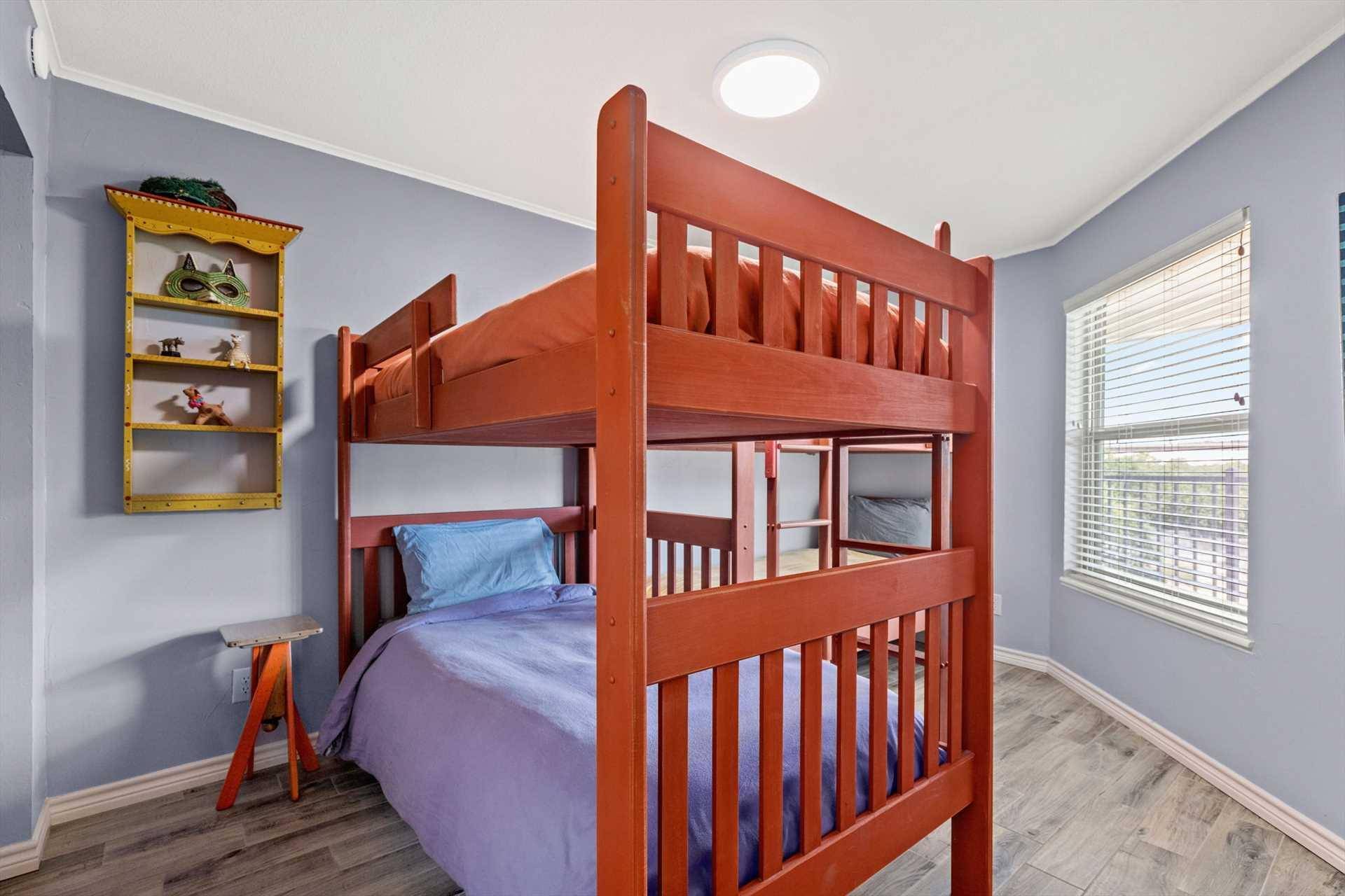 New Braunfels, TX 78130,500 N Market ST #318